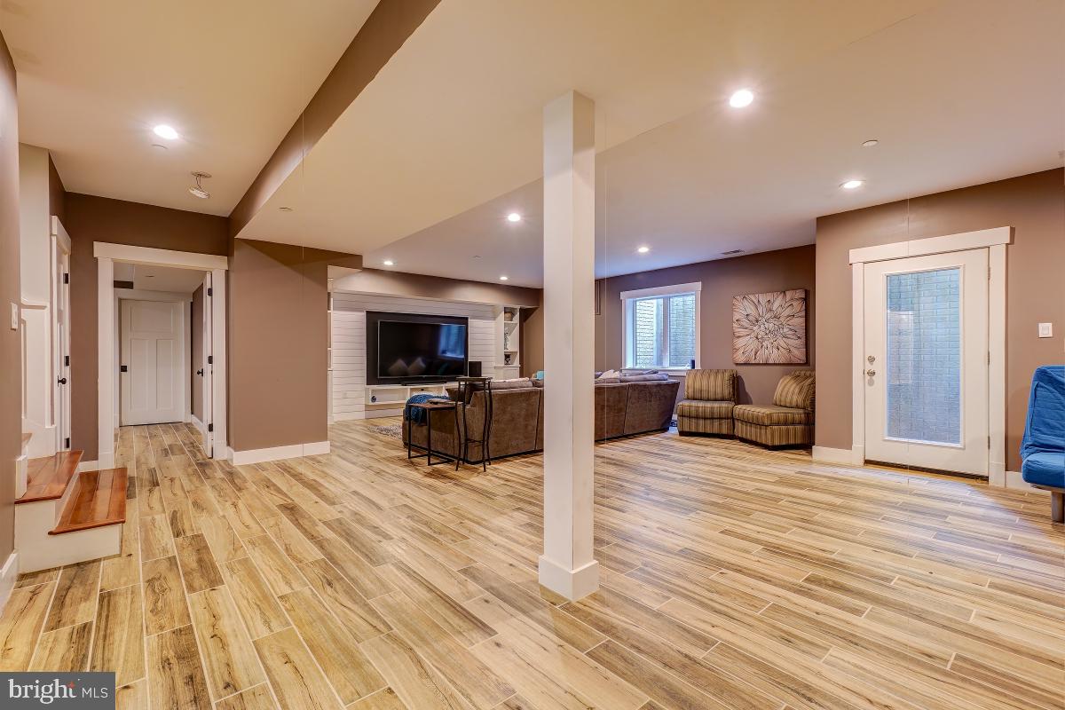 PARKWOOD - Residential