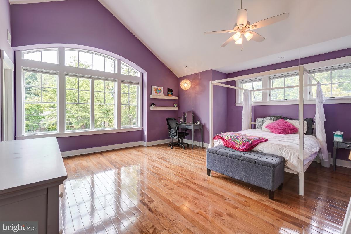 PARKWOOD - Residential