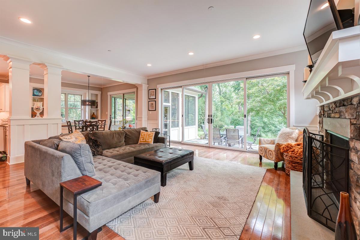 PARKWOOD - Residential