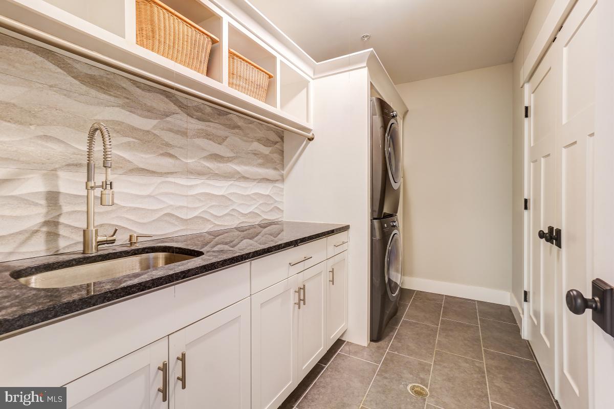 PARKWOOD - Residential