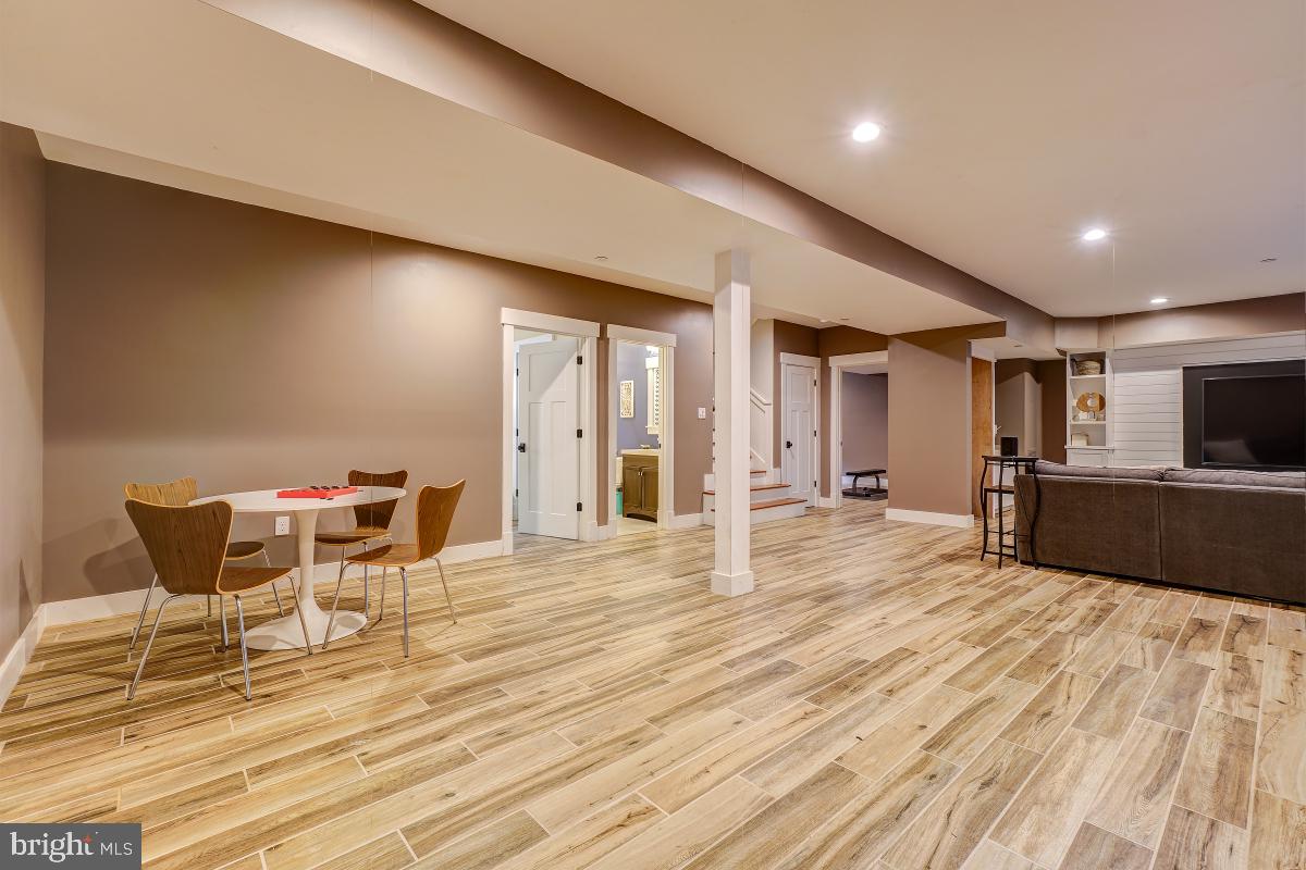 PARKWOOD - Residential