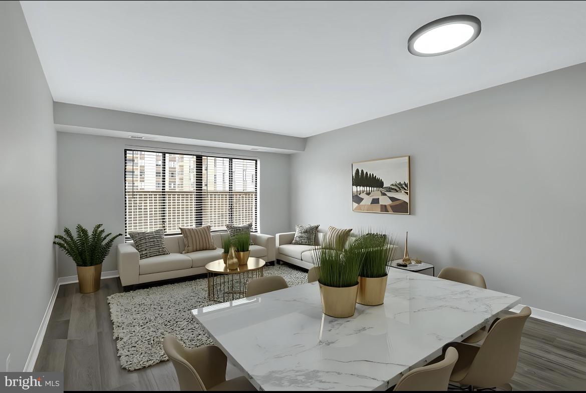 WOODLAKE TOWERS - Residential