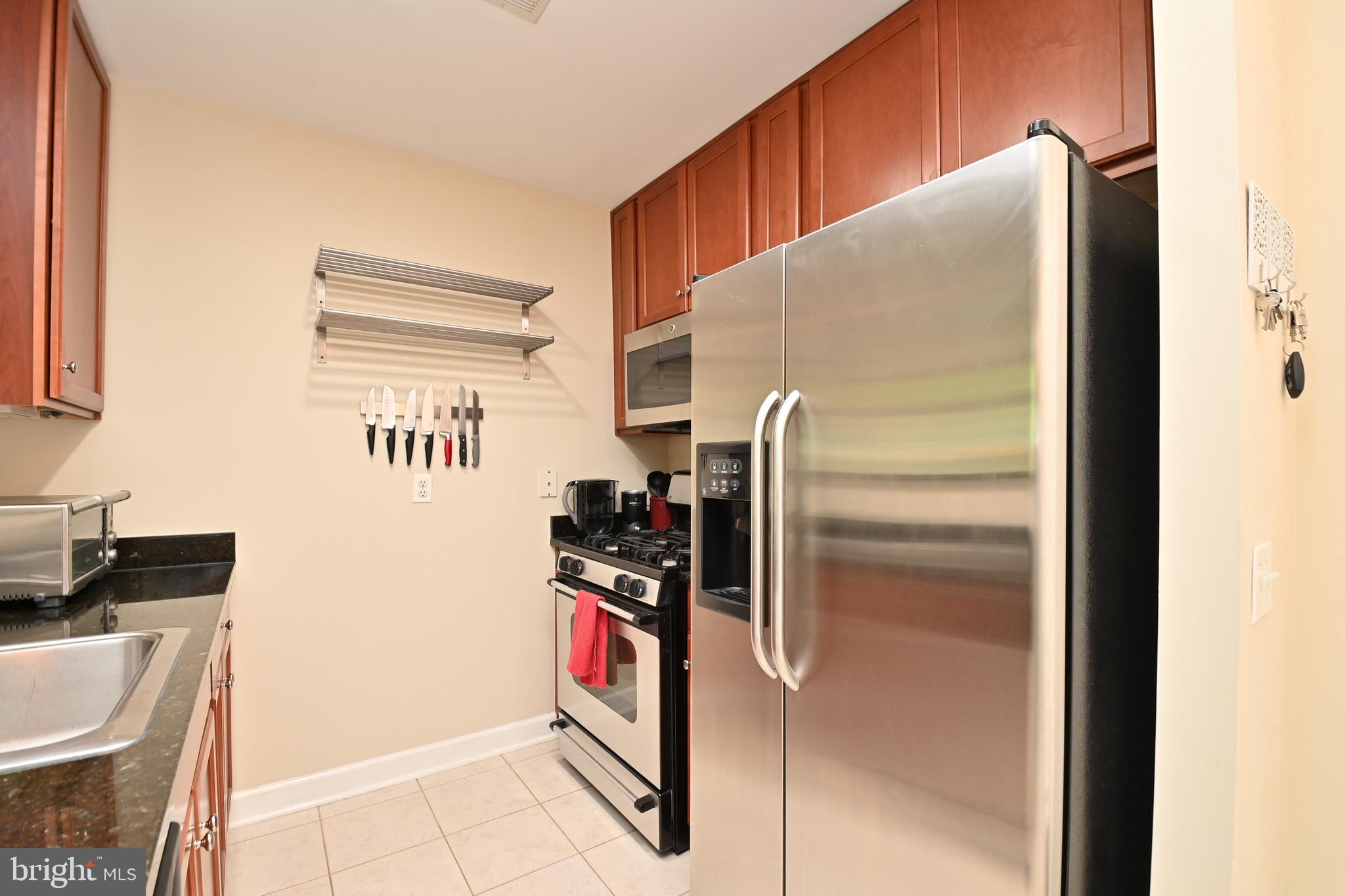 BERKELEY AT BALLSTON - Residential