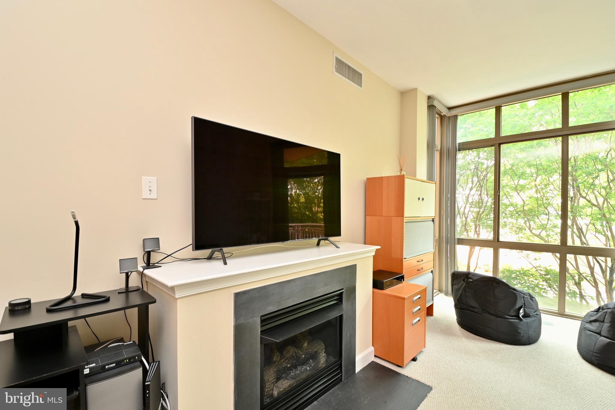 BERKELEY AT BALLSTON - Residential