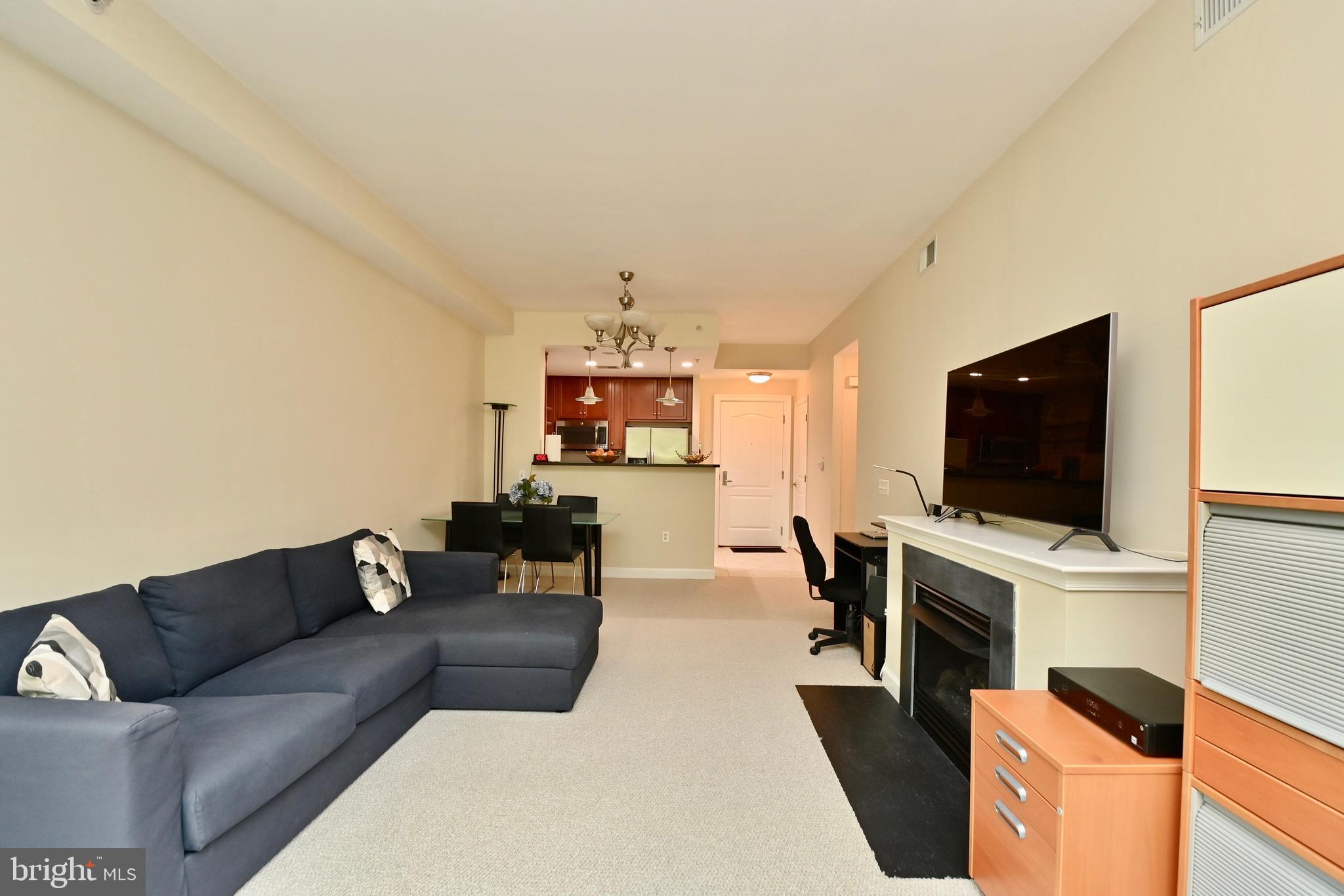 BERKELEY AT BALLSTON - Residential