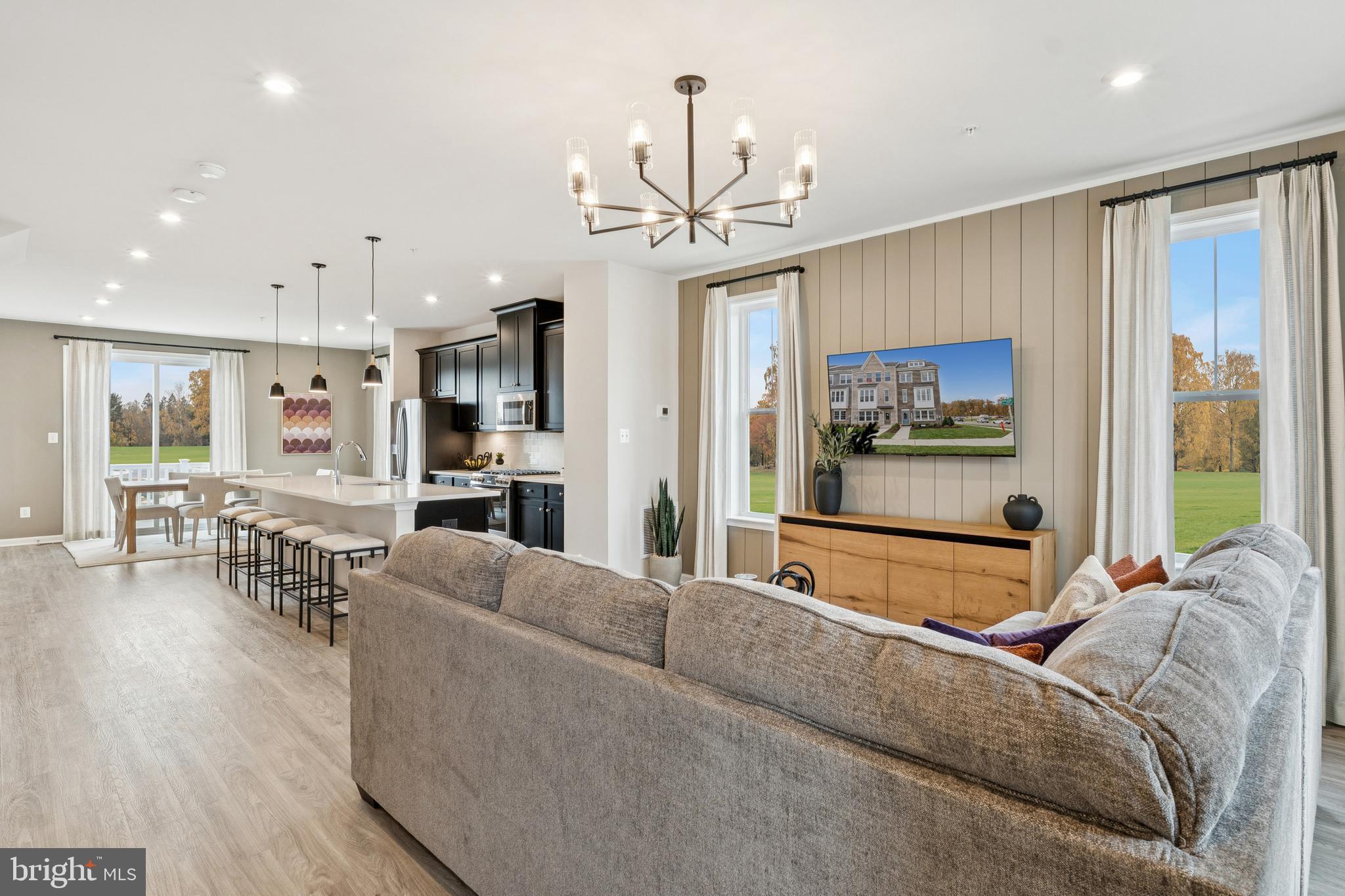 SUNSTONE PRESERVE - Residential