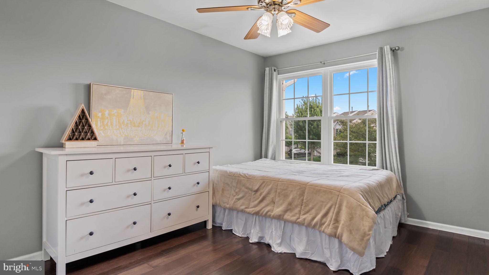 NEWTOWN GRANT - Residential