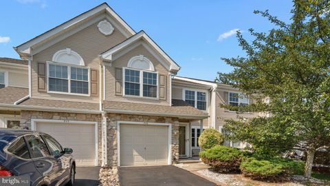 316 MONTEREY PLACE NEWTOWN PA 18940
