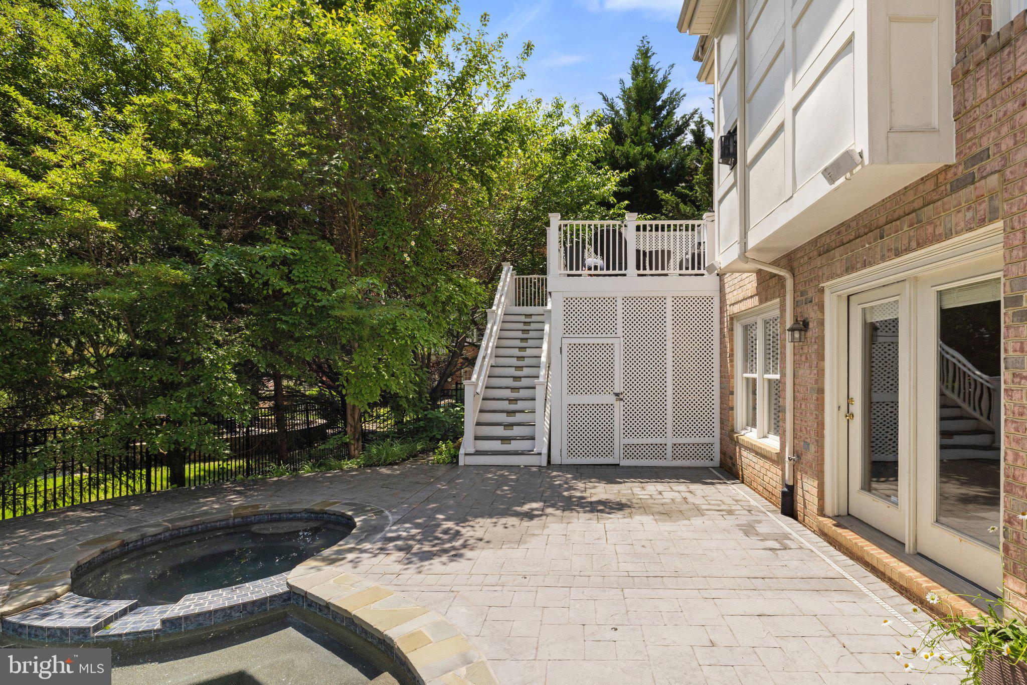 PICKETT'S RESERVE - Residential