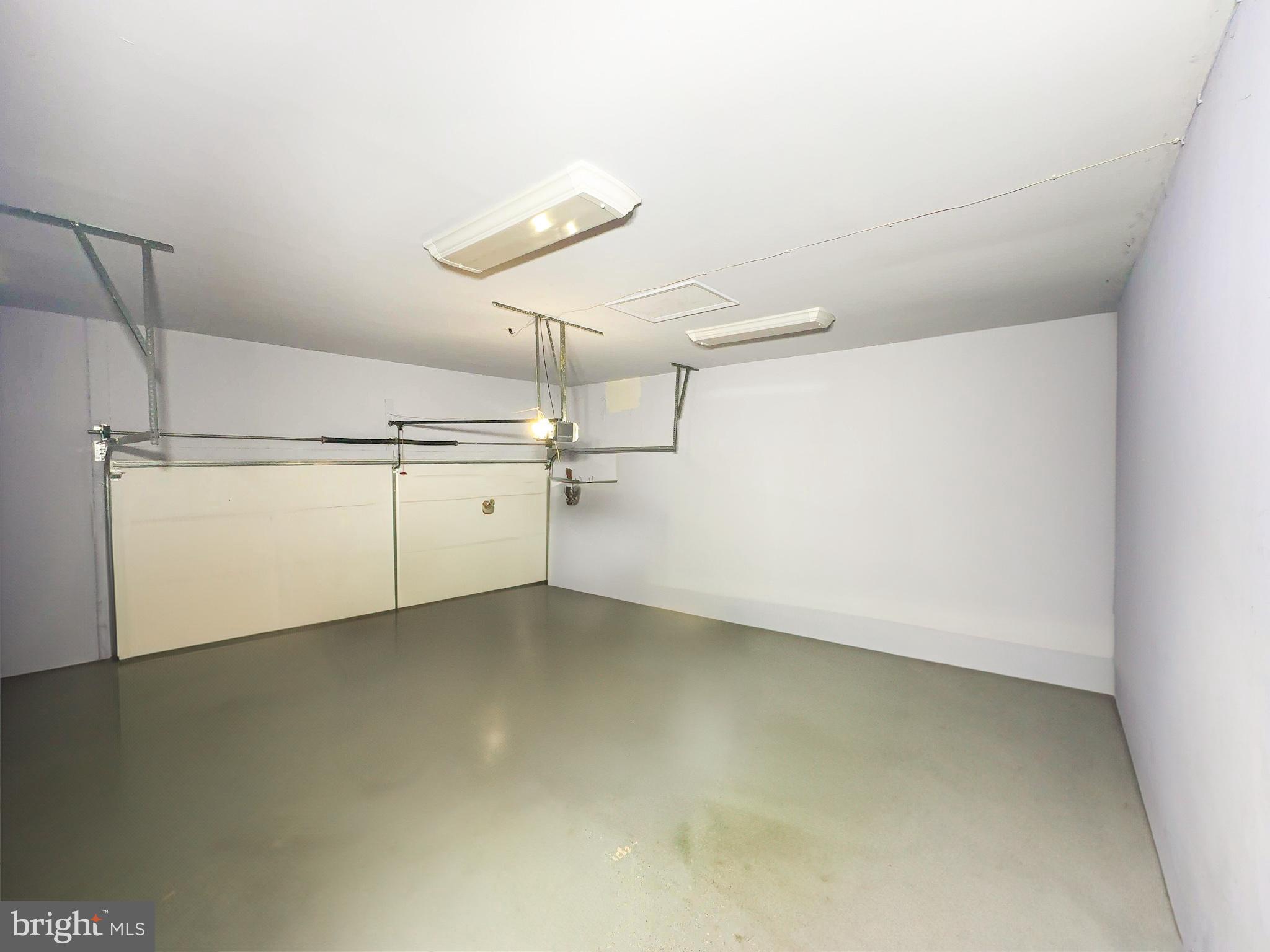 HAWTHORNE HILL - Residential