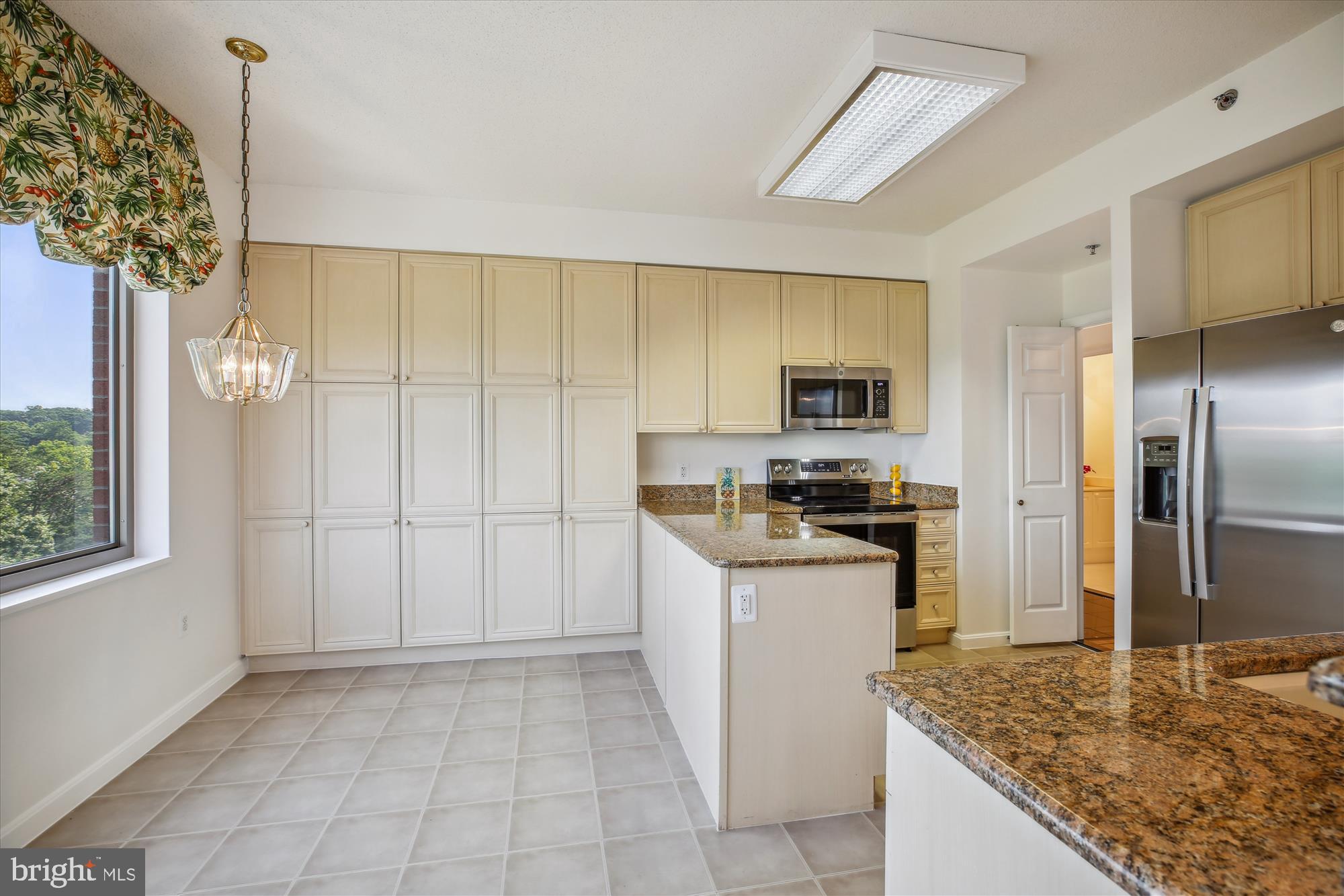 OVERLOOK AT LEISURE WORLD - Residential