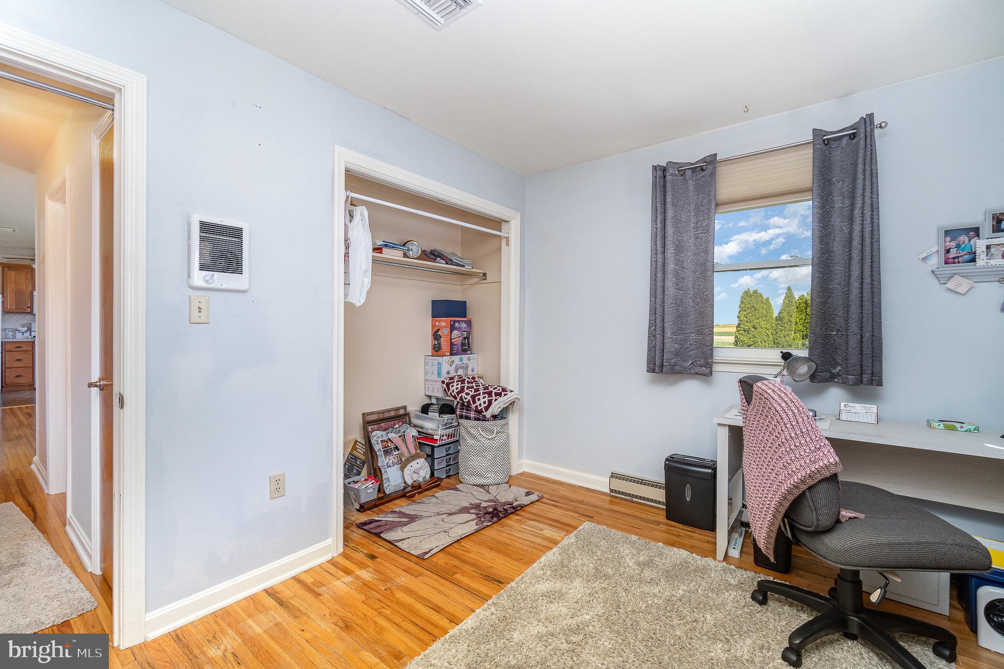 NEW HOLLAND BOROUGH - Residential