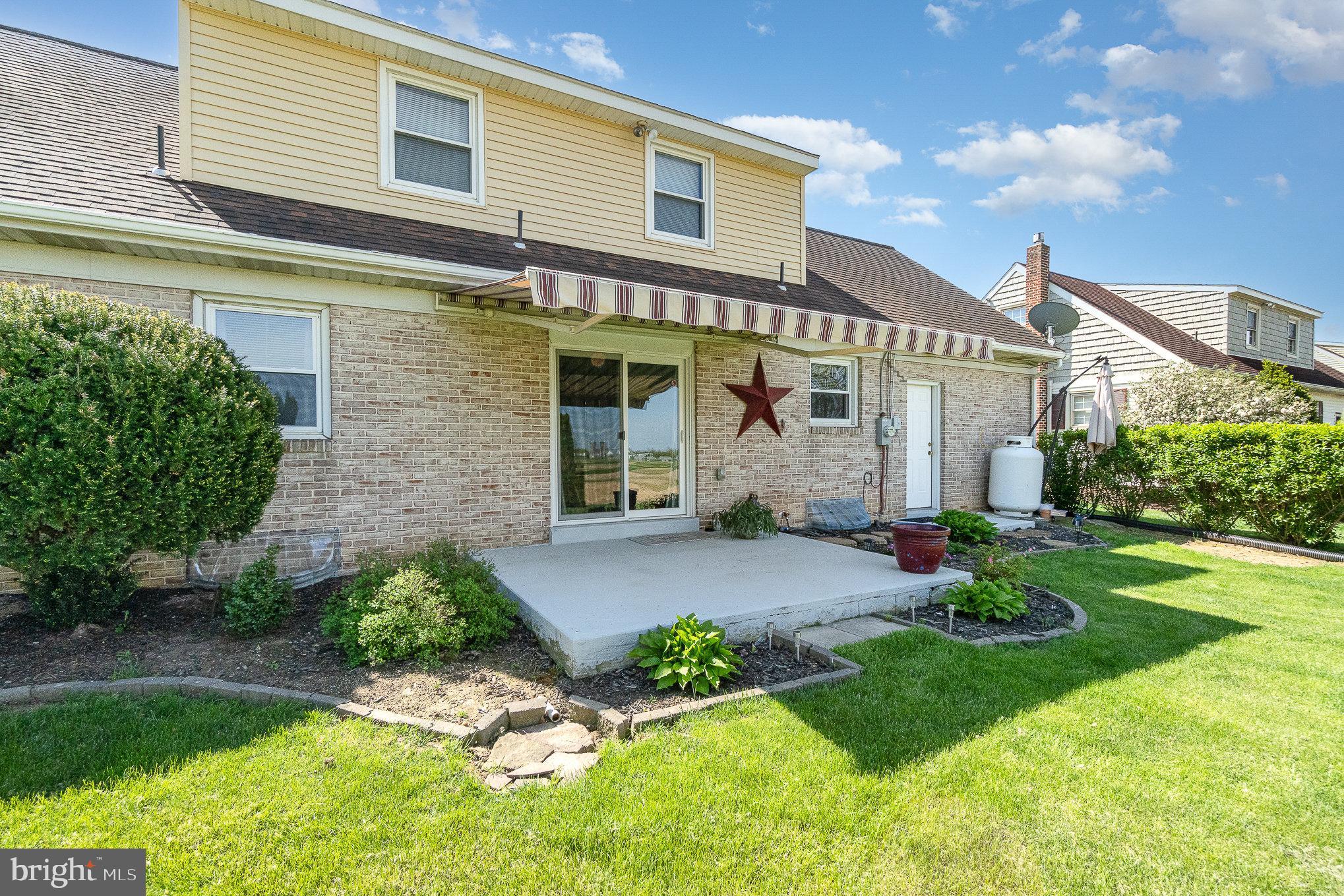 NEW HOLLAND BOROUGH - Residential