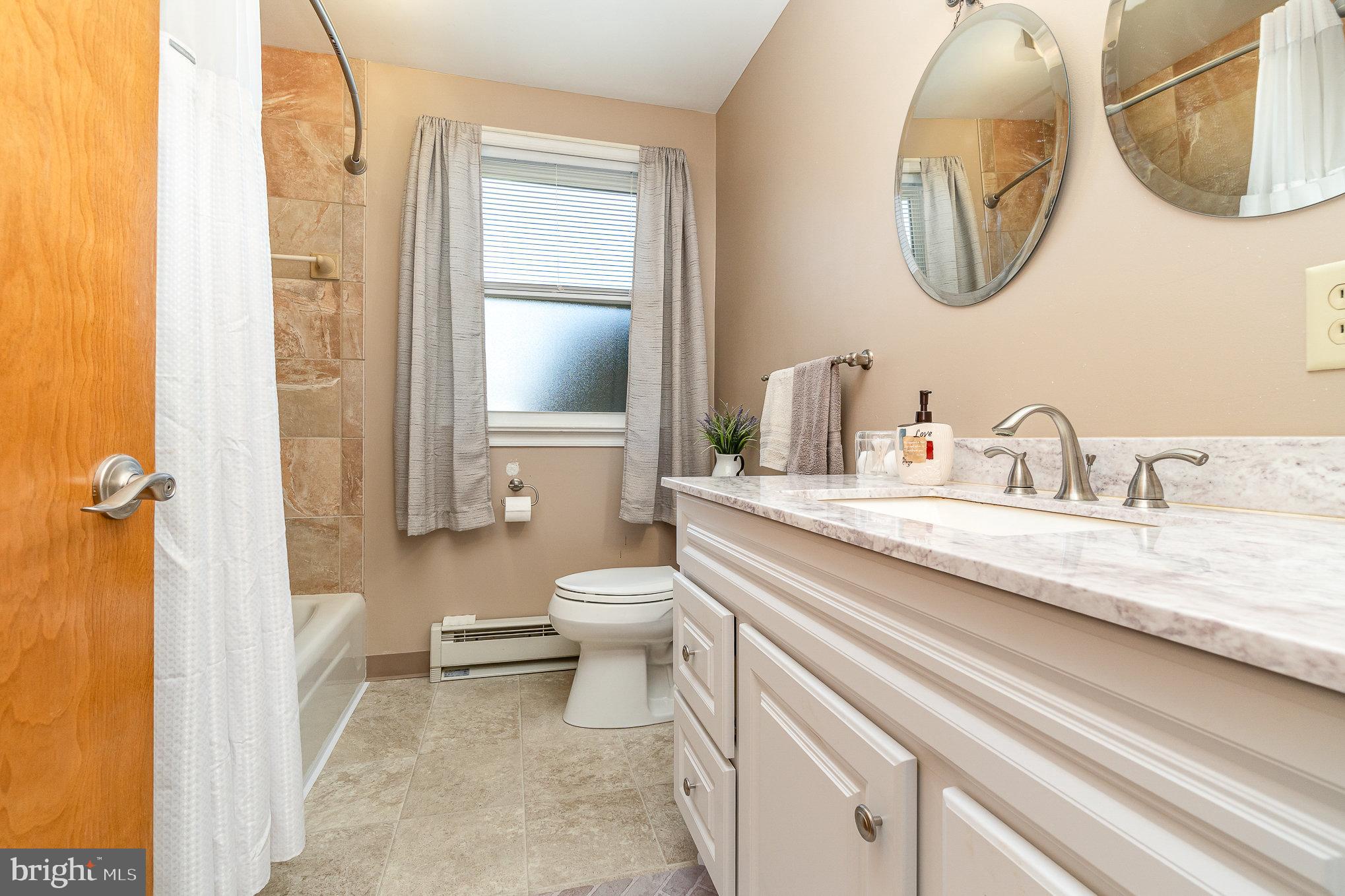 NEW HOLLAND BOROUGH - Residential