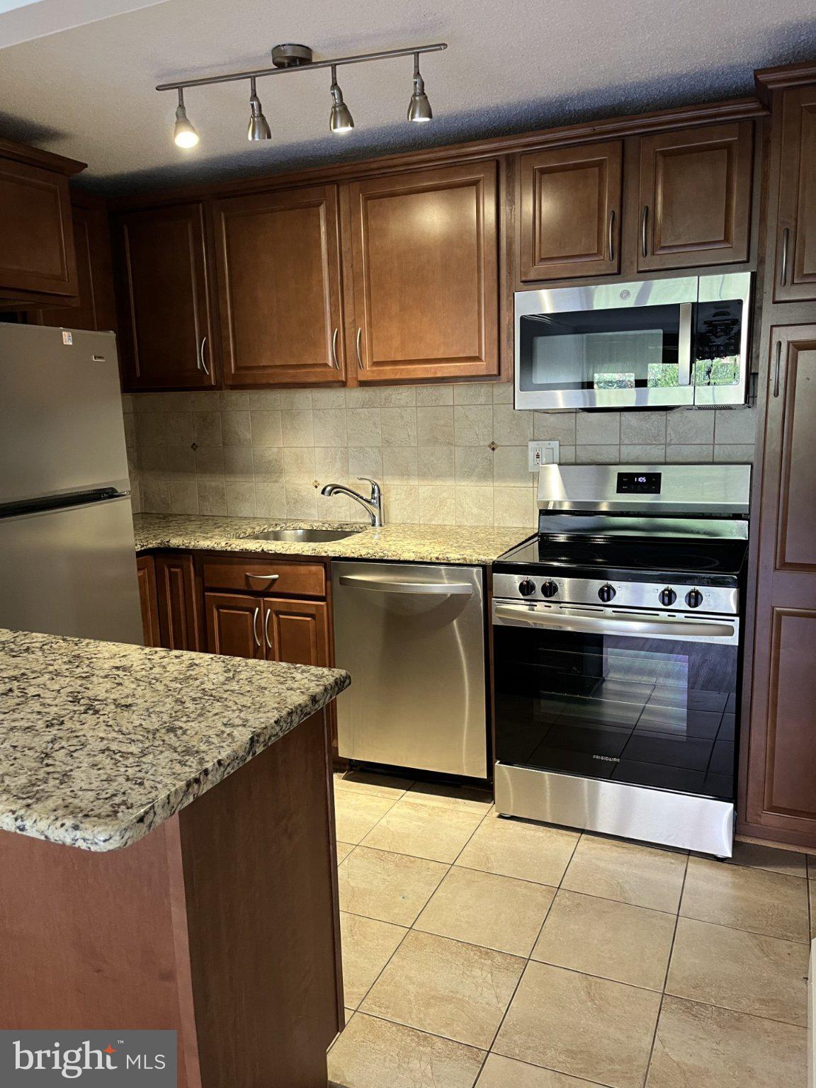 1325 18TH STREET NW 305