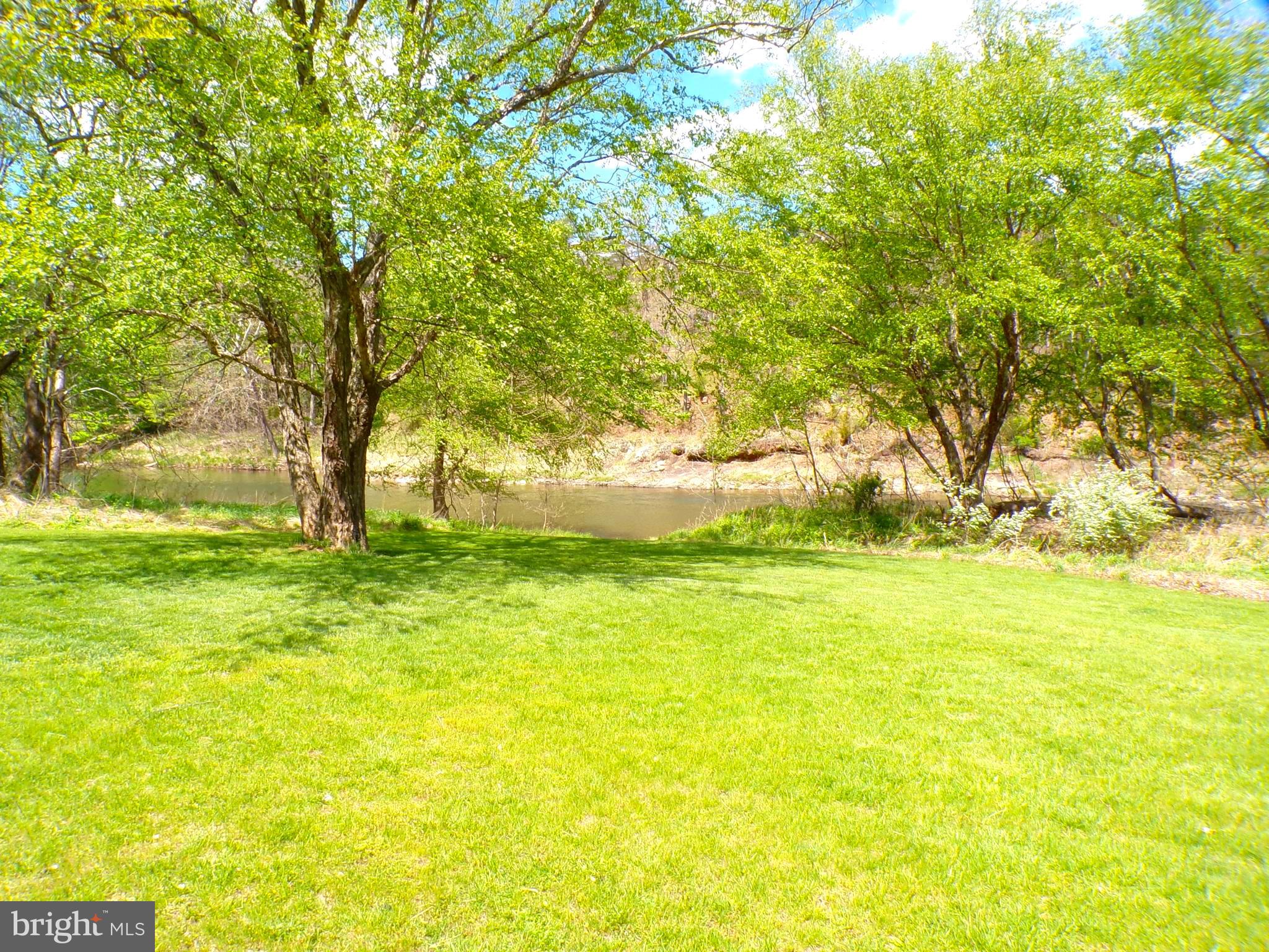 THE CROSSING AT GREAT CACAPON - Land