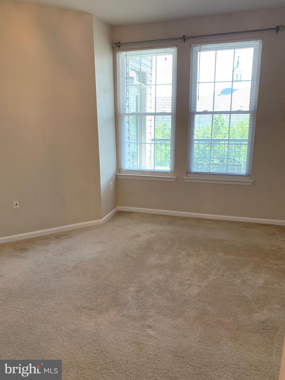 GROVE AT ARLINGTON - Residential Lease