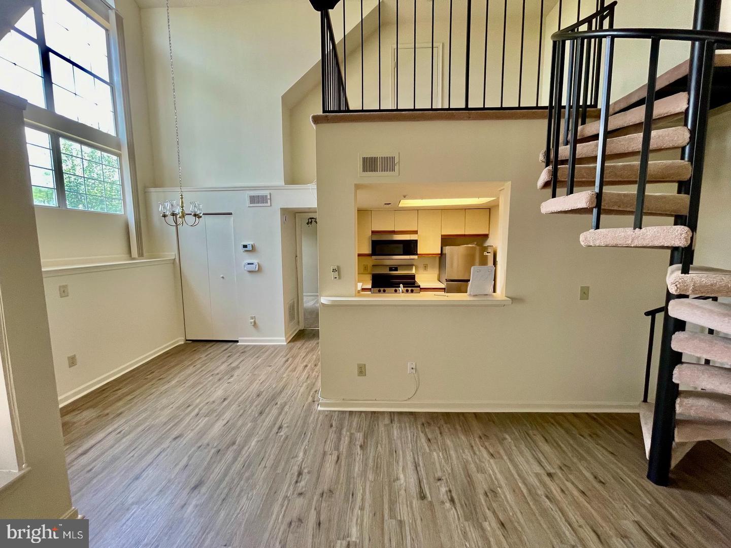 10318 WESTRIDGE DRIVE 1-302