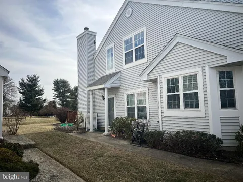 22 Breckenridge Lane, Monroe Township, NJ MLS: NJMX2008532