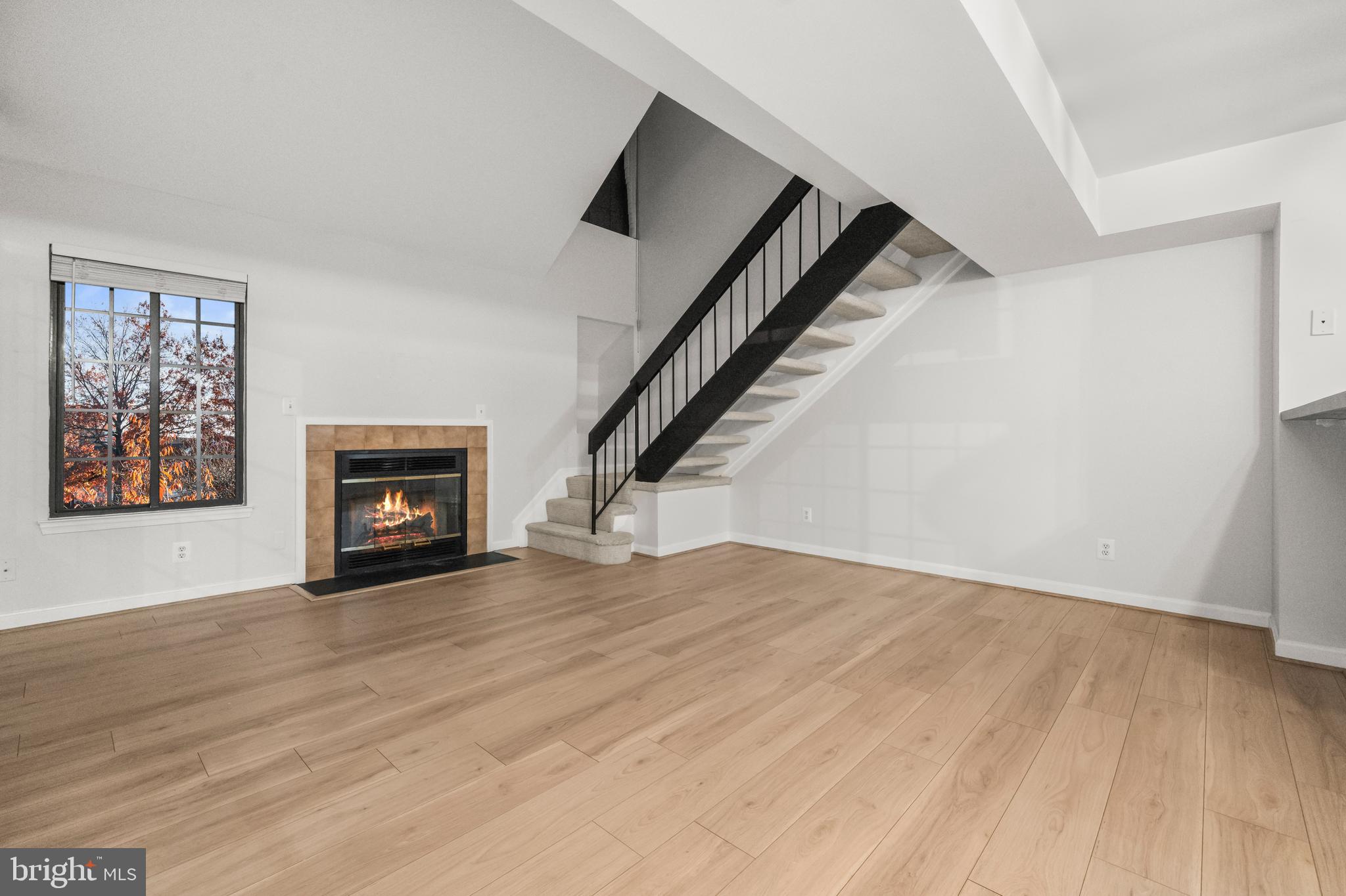 6017 CURTIER DRIVE B B