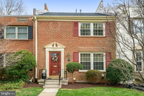 8316 Garfield Court, Springfield, VA 22152 - MLS#: VAFX2225652
