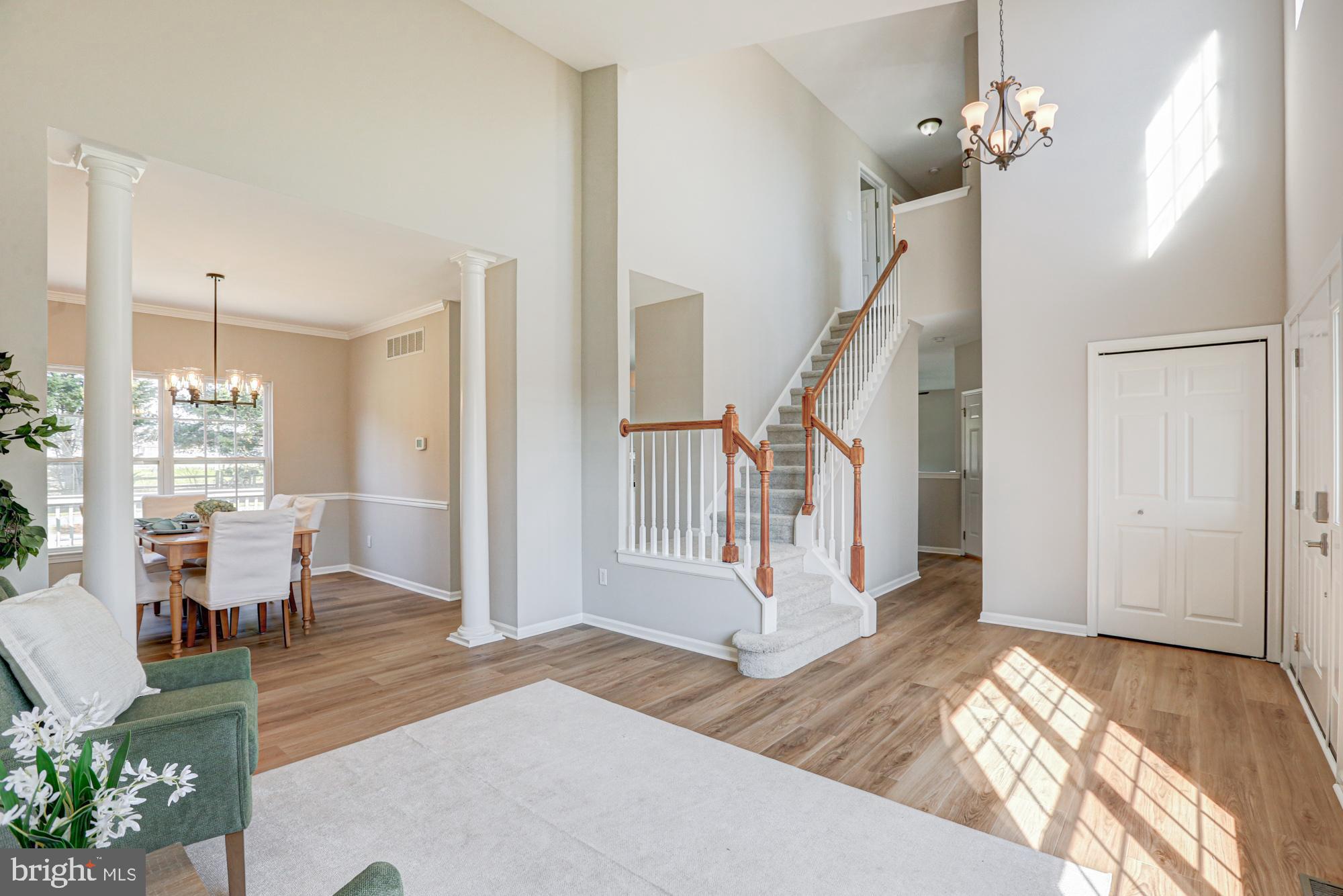 LAKESIDE - Residential