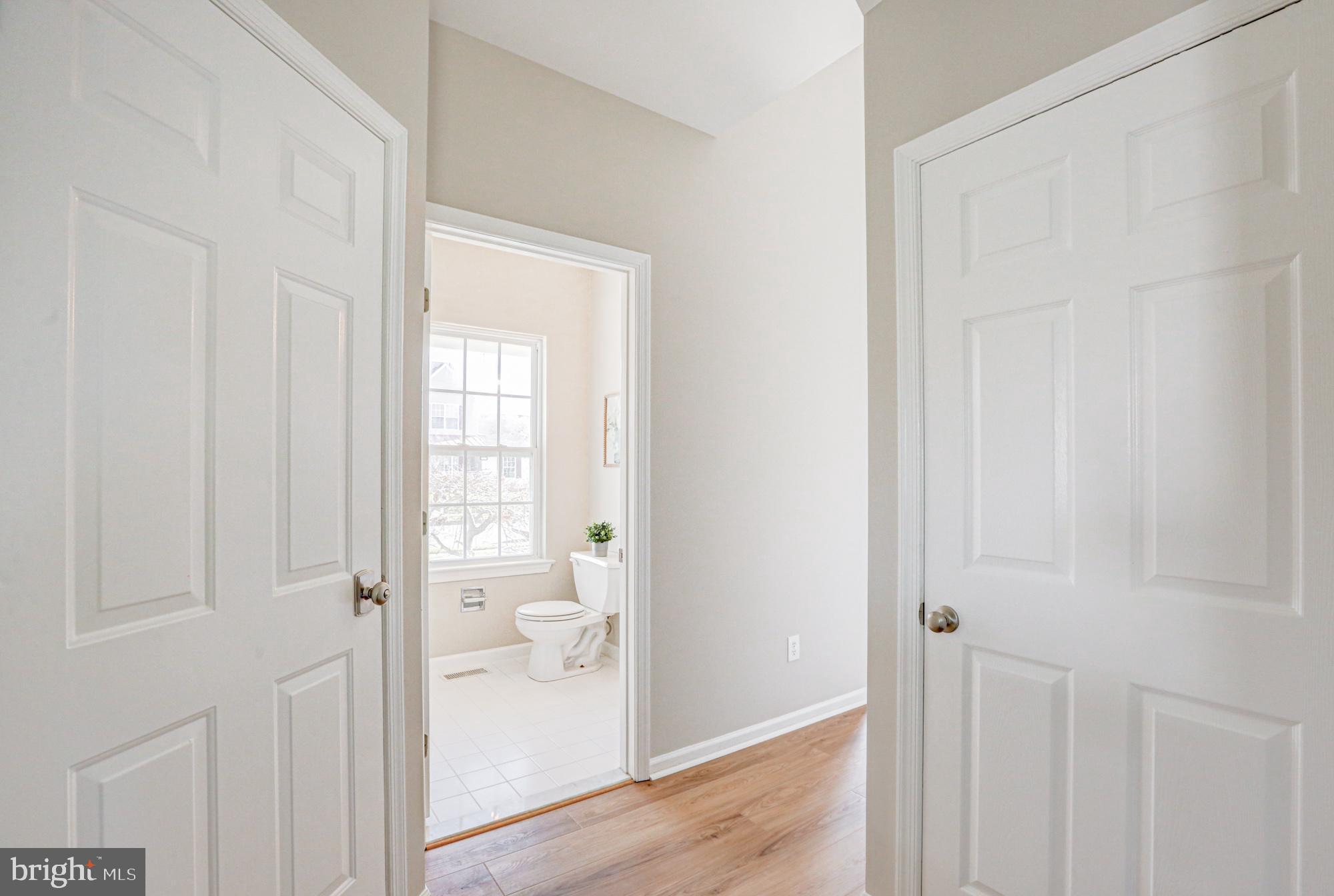 LAKESIDE - Residential