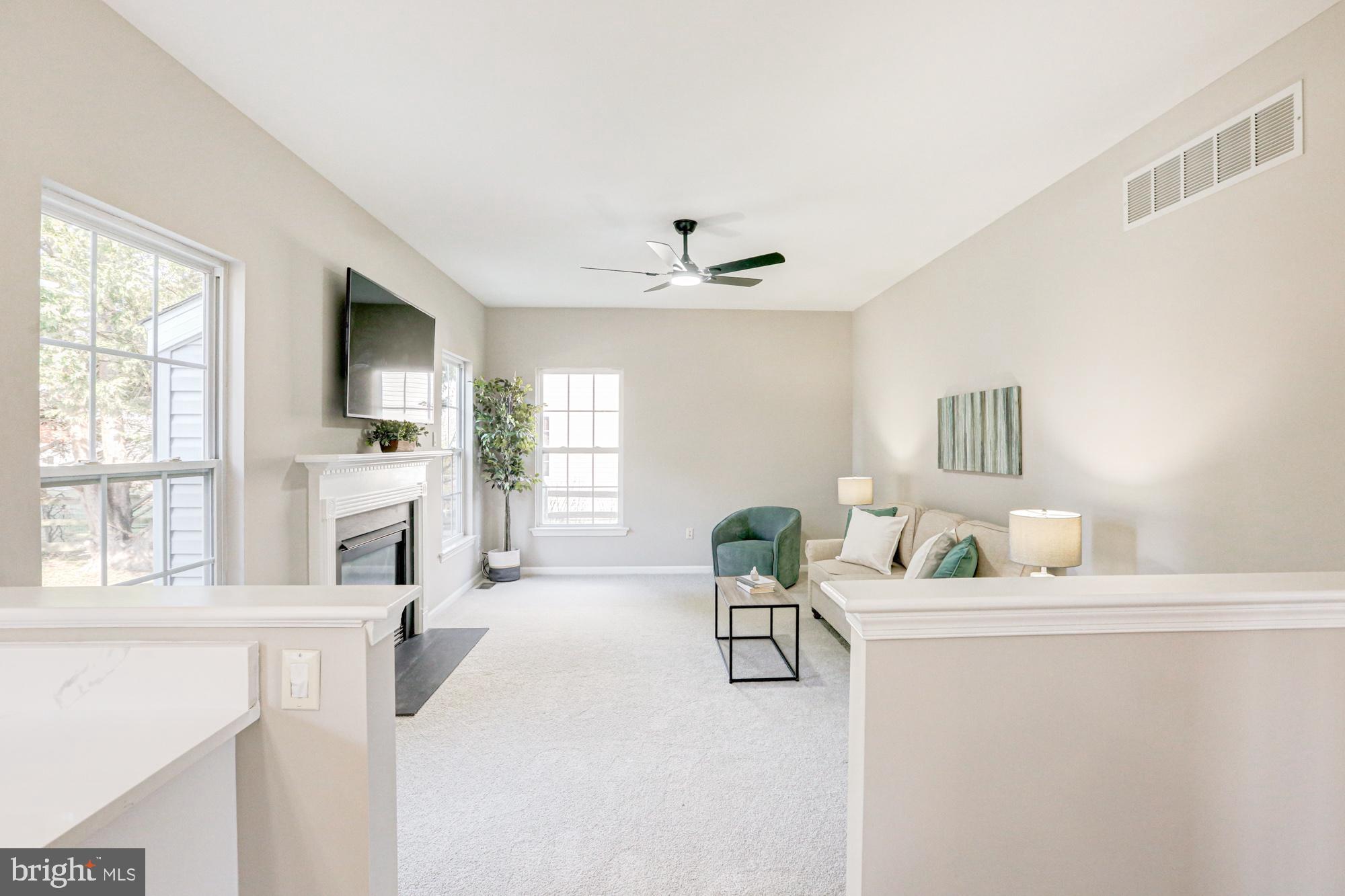 LAKESIDE - Residential