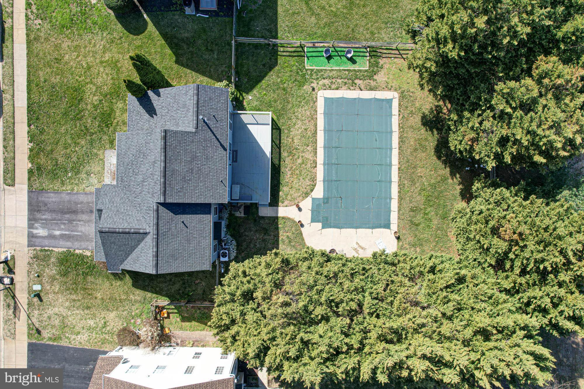 LAKESIDE - Residential