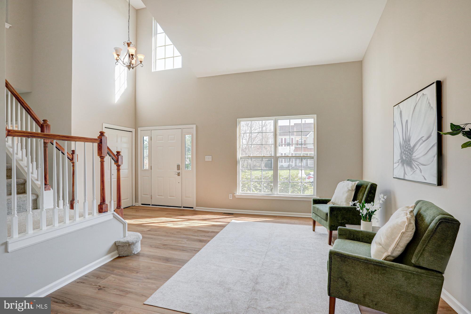 LAKESIDE - Residential