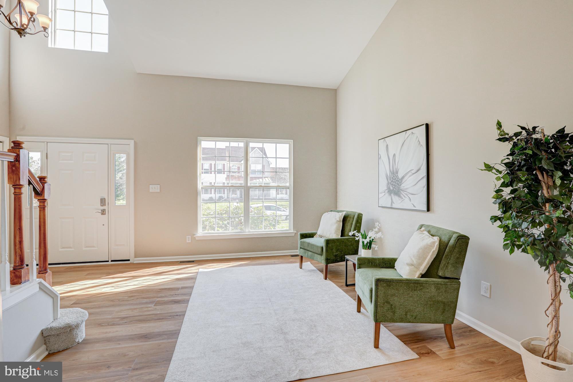 LAKESIDE - Residential