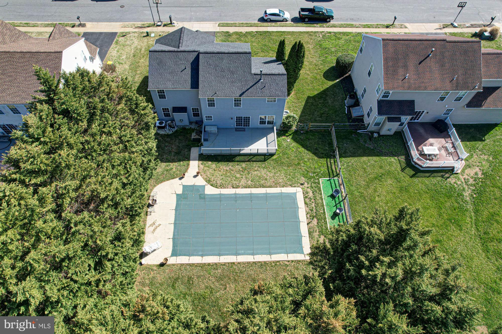 LAKESIDE - Residential