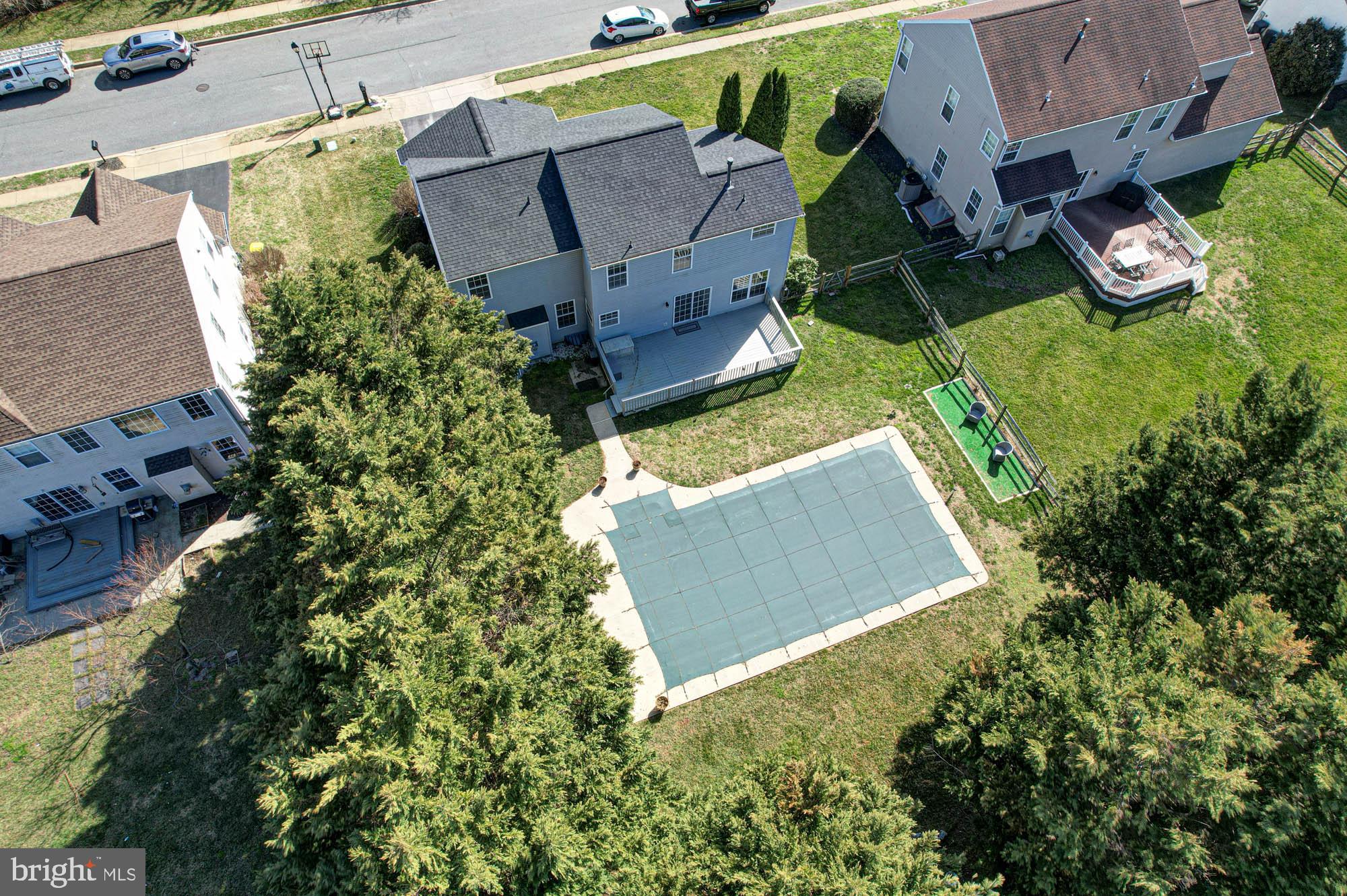 LAKESIDE - Residential