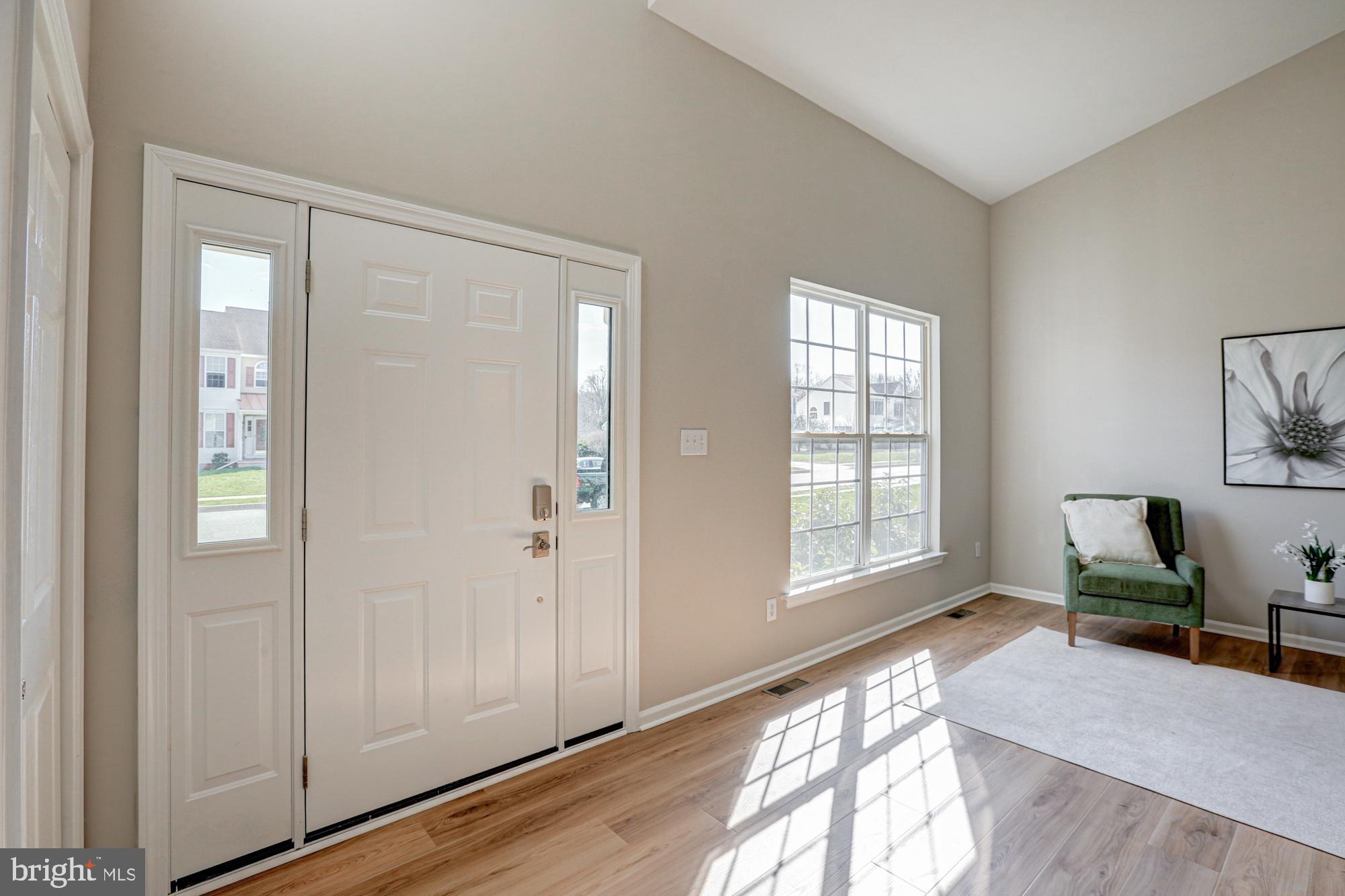 LAKESIDE - Residential