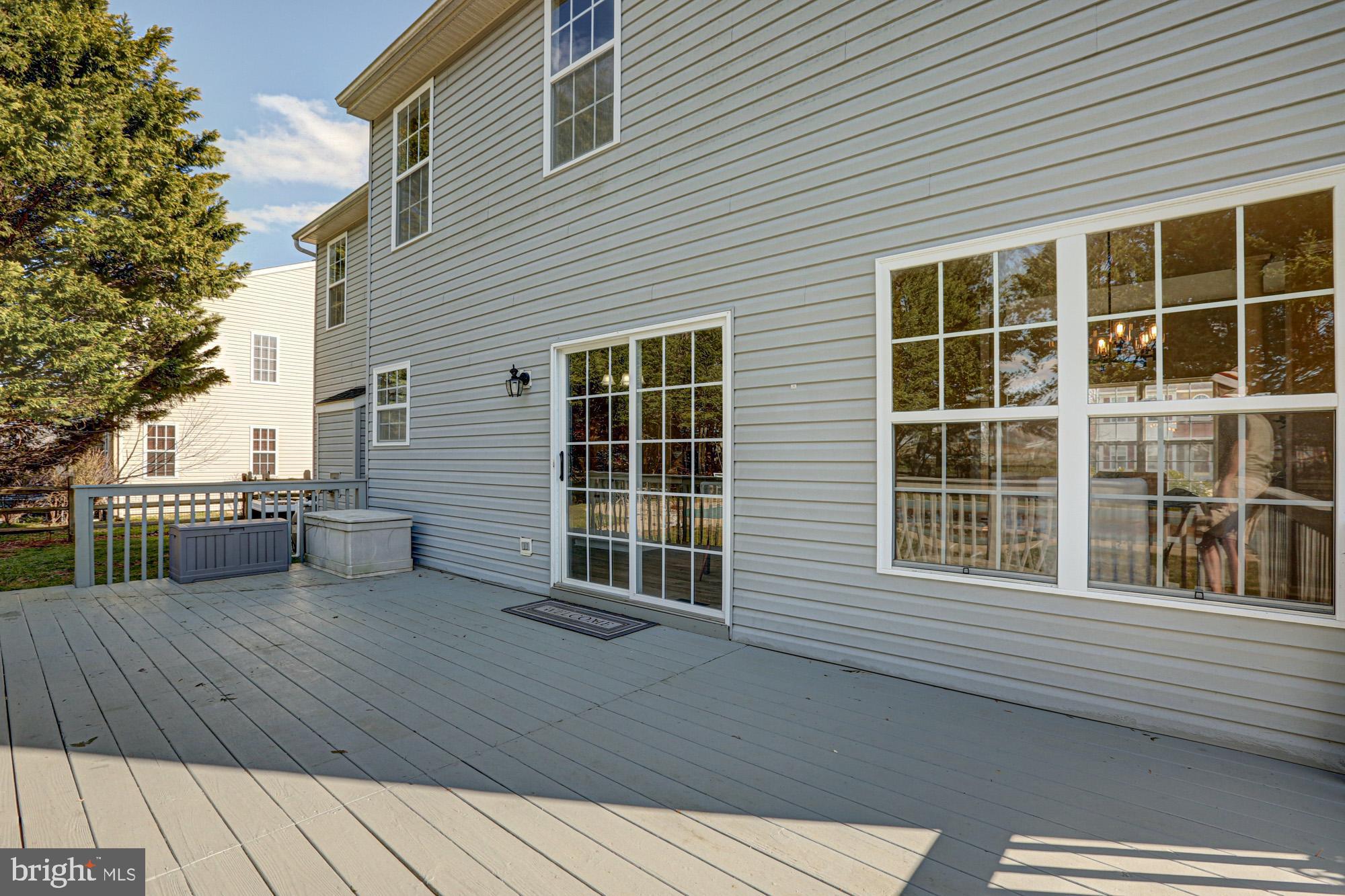 LAKESIDE - Residential