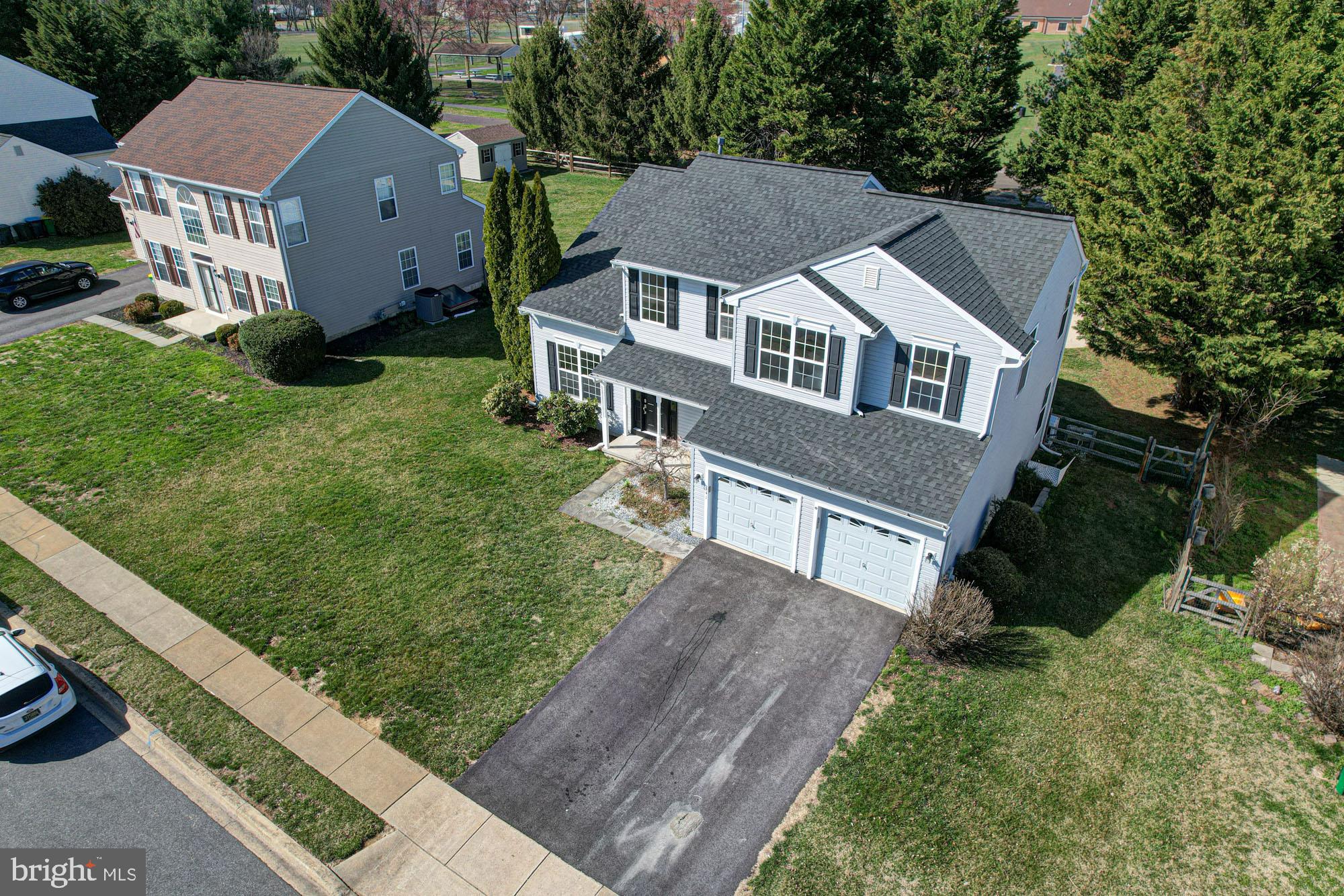 LAKESIDE - Residential