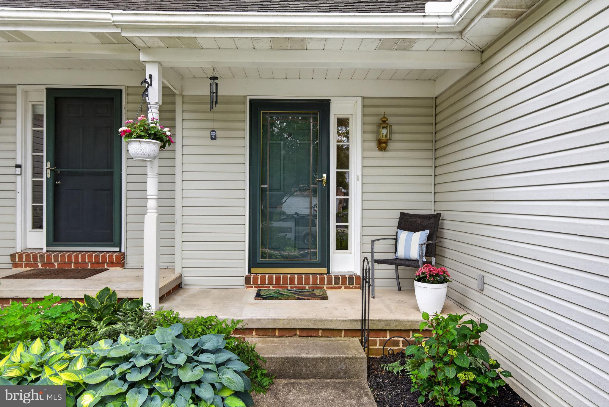 4072 LAUREL LANE