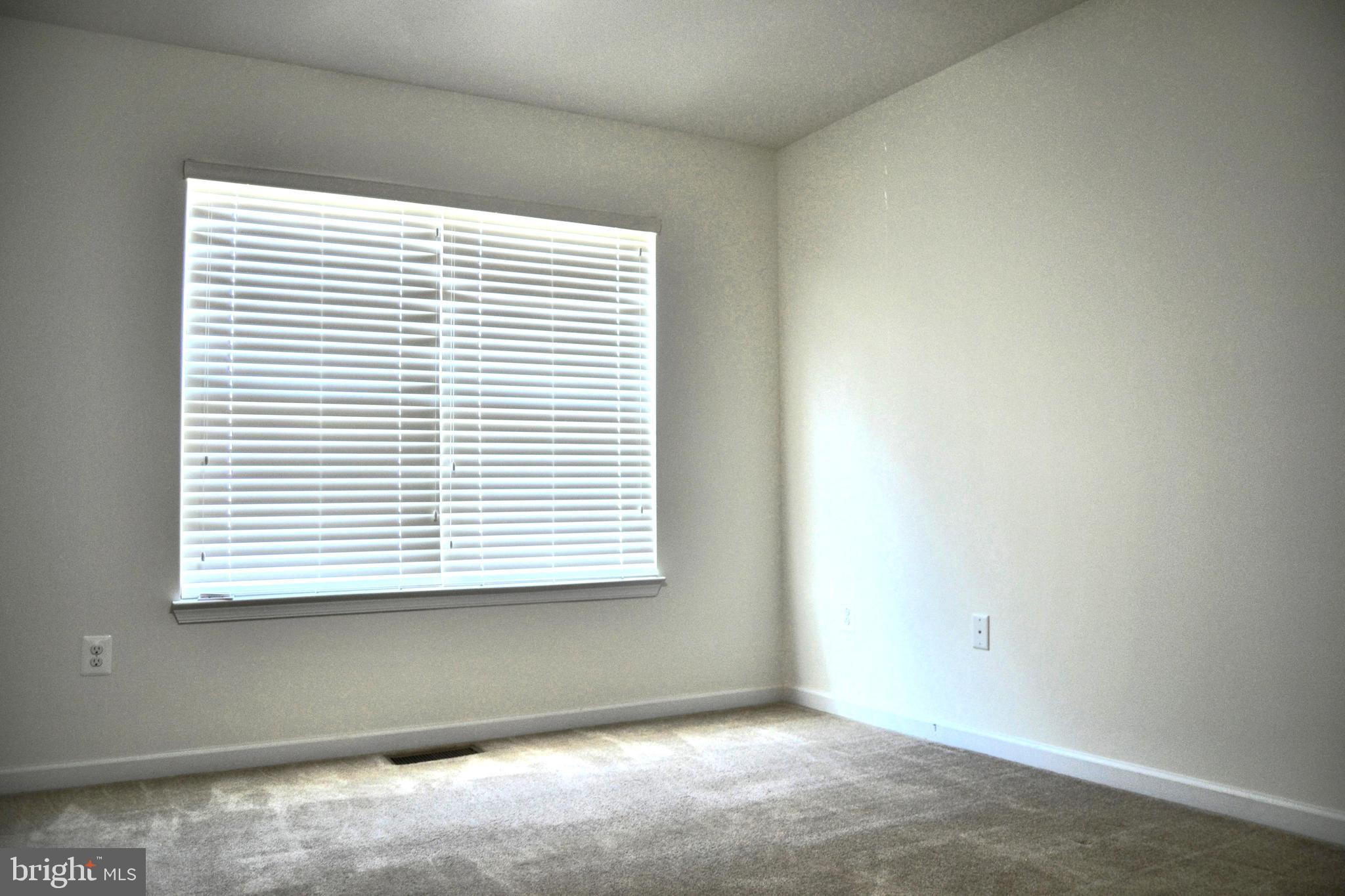 LAKES AT STANSBURY SHORE - Residential Lease