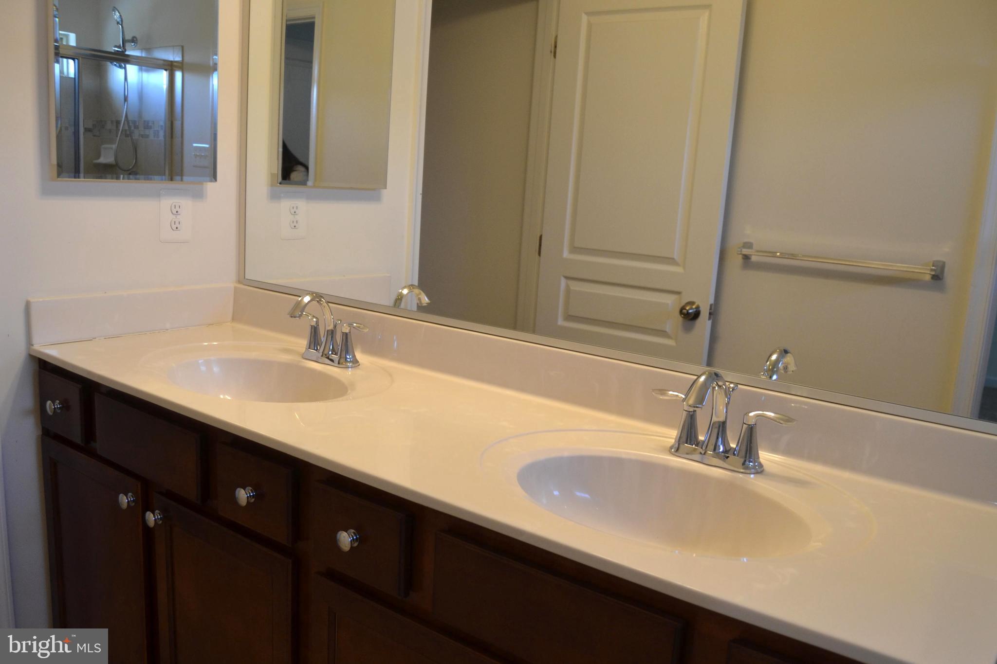 LAKES AT STANSBURY SHORE - Residential Lease