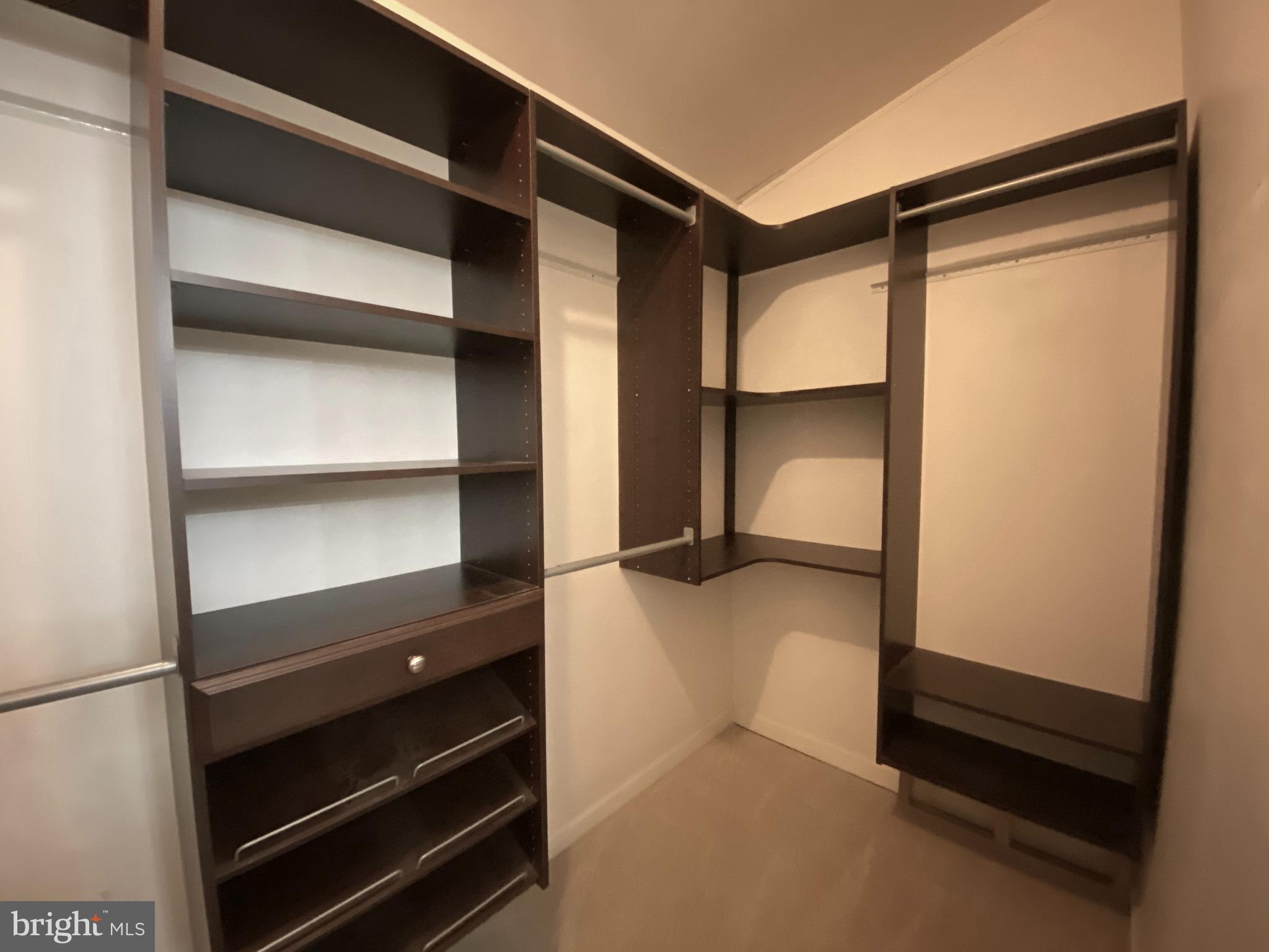 LIMESTONE HILLS WEST - Residential Lease