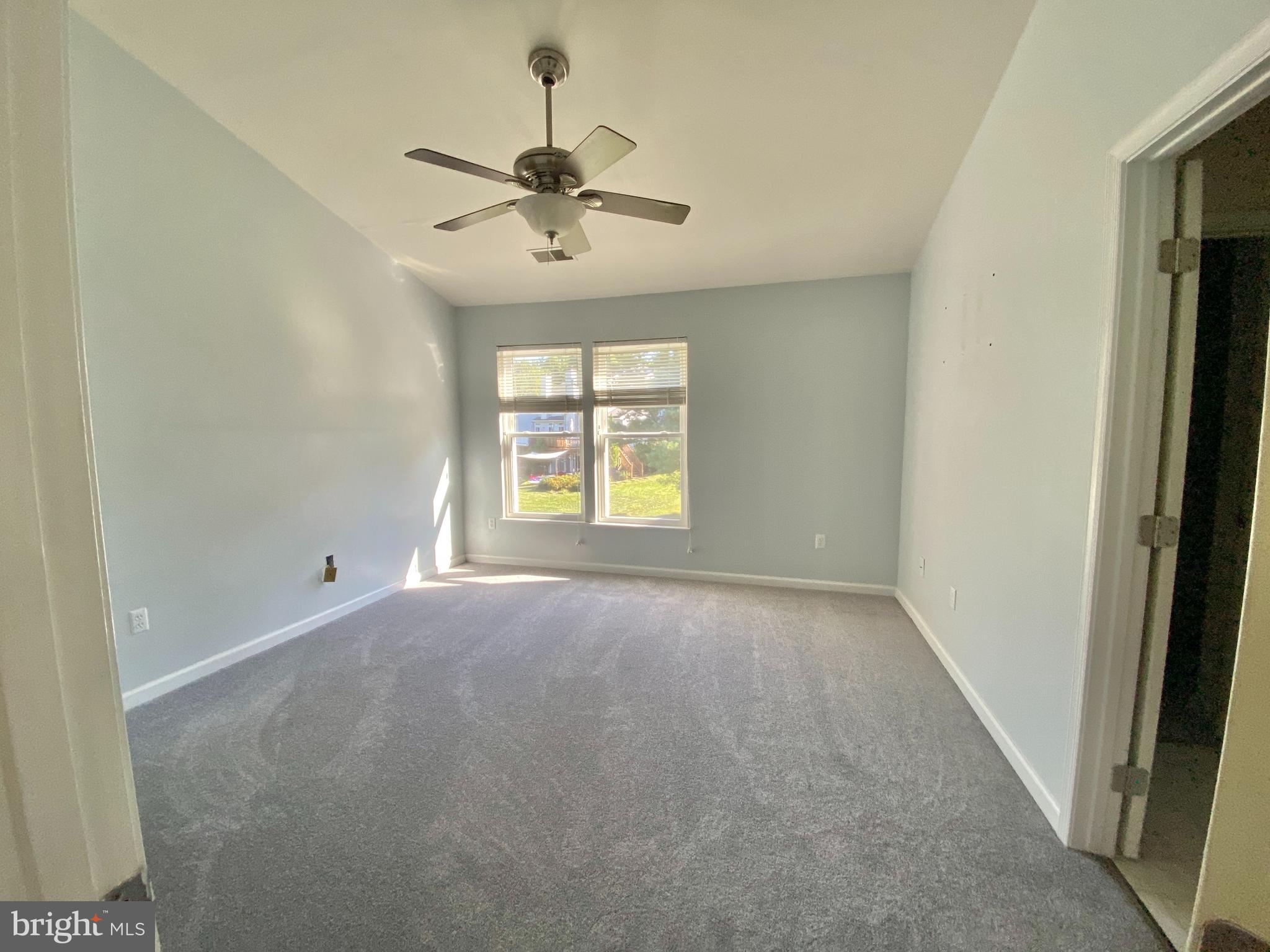 LIMESTONE HILLS WEST - Residential Lease