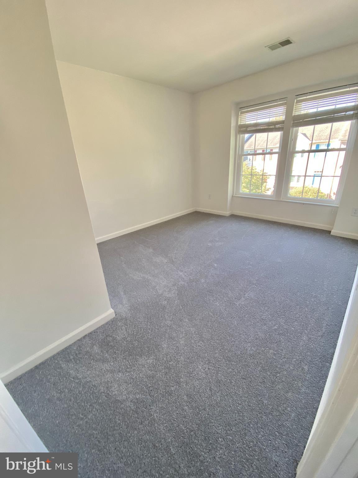 LIMESTONE HILLS WEST - Residential Lease