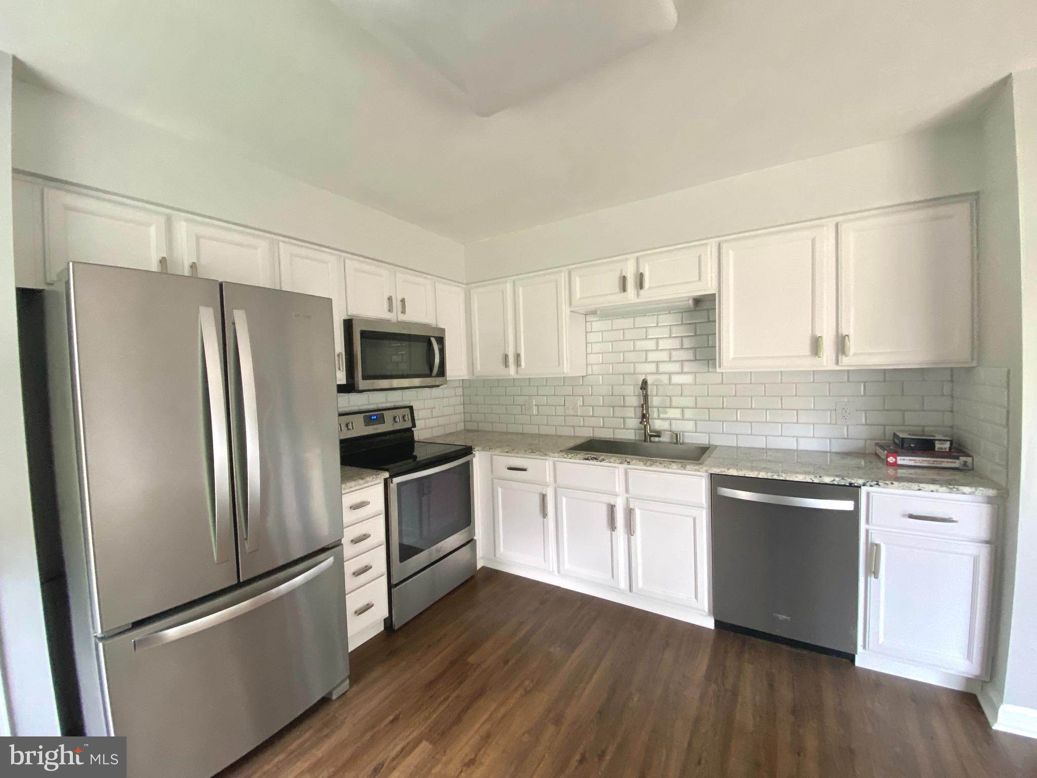 LIMESTONE HILLS WEST - Residential Lease