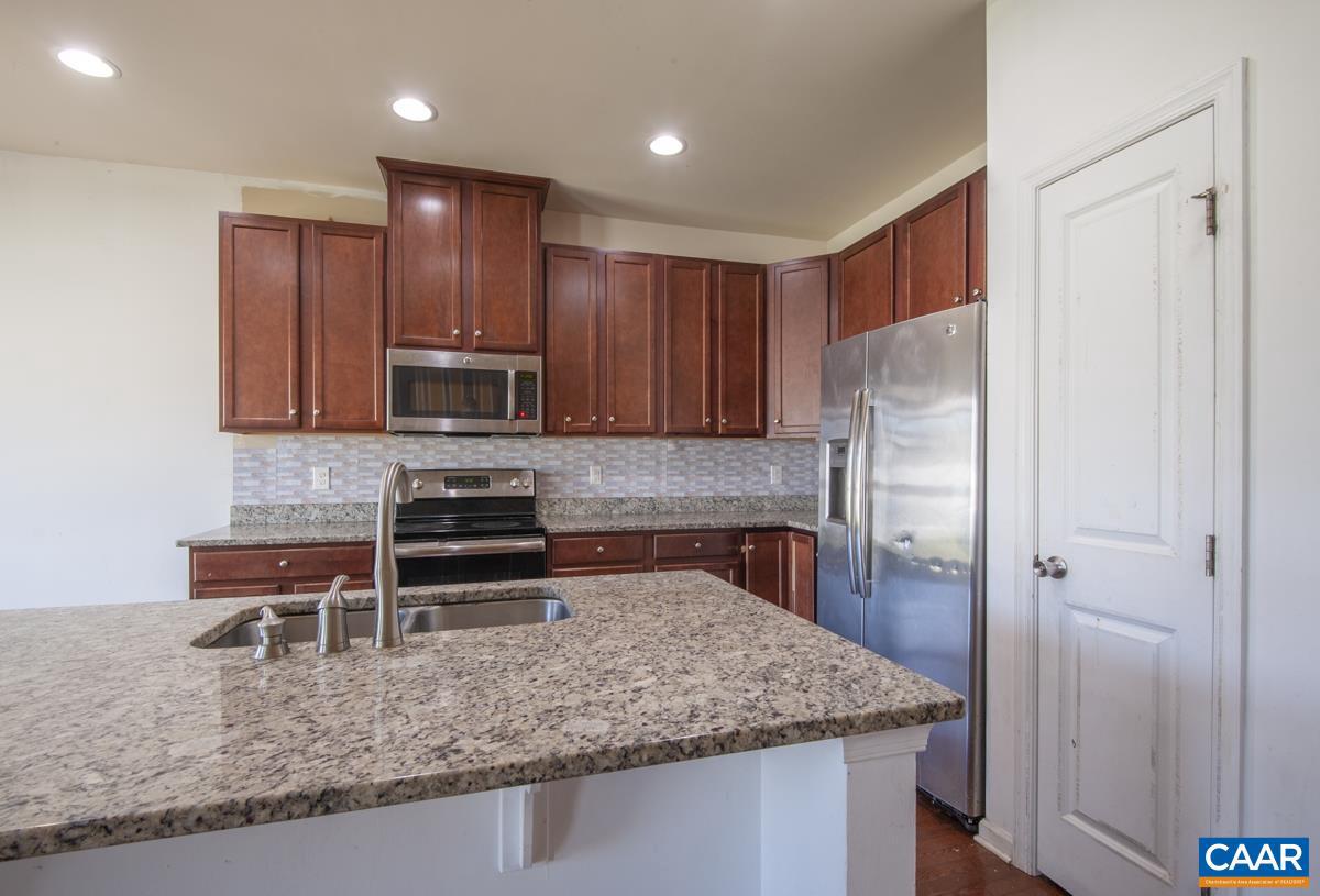 CONISTON MANOR - Residential