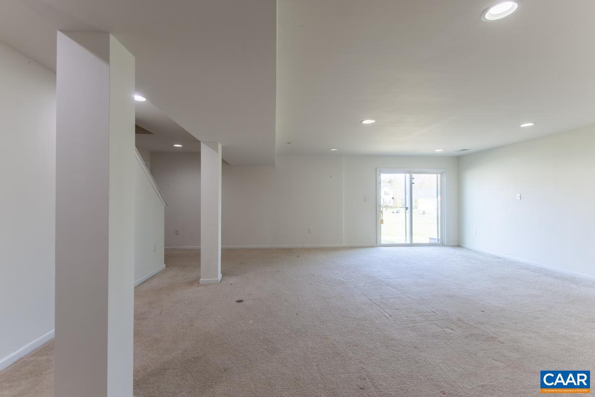 CONISTON MANOR - Residential