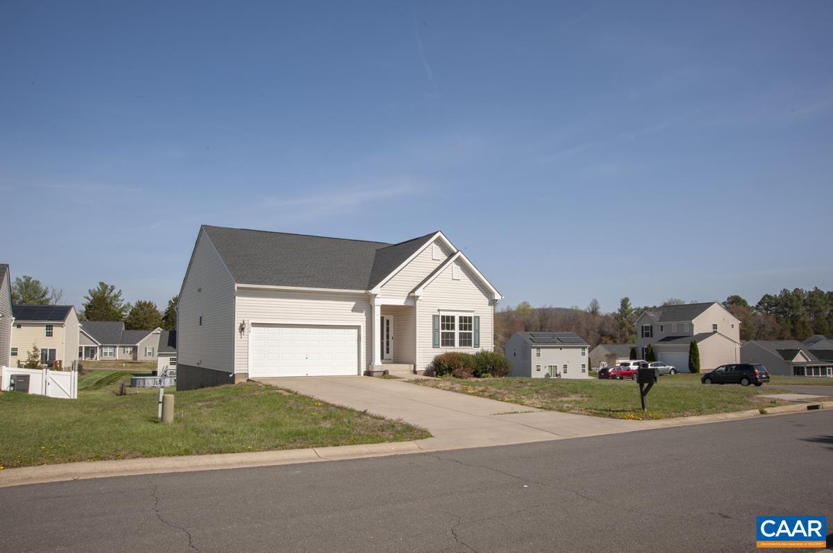 CONISTON MANOR - Residential