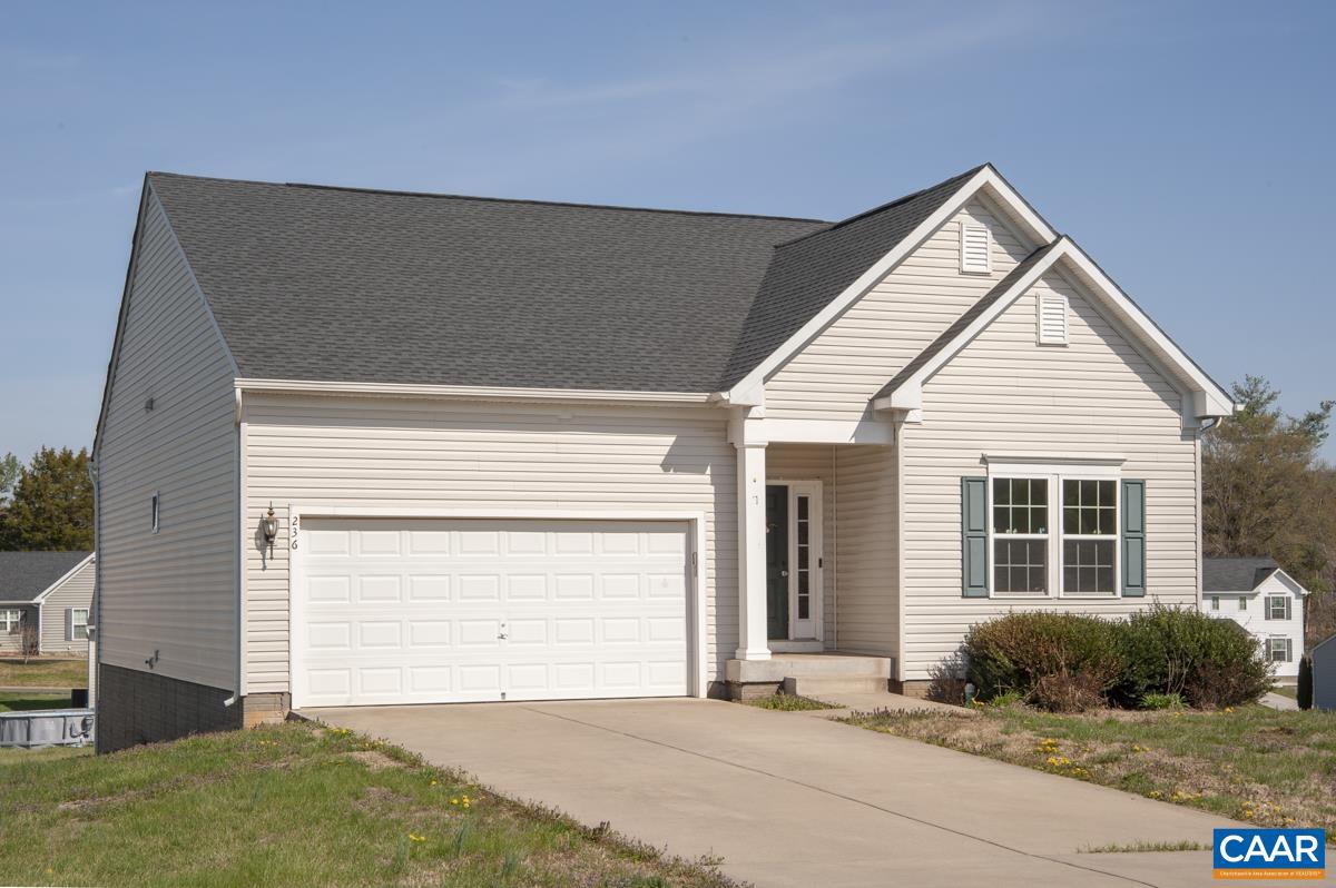 CONISTON MANOR - Residential