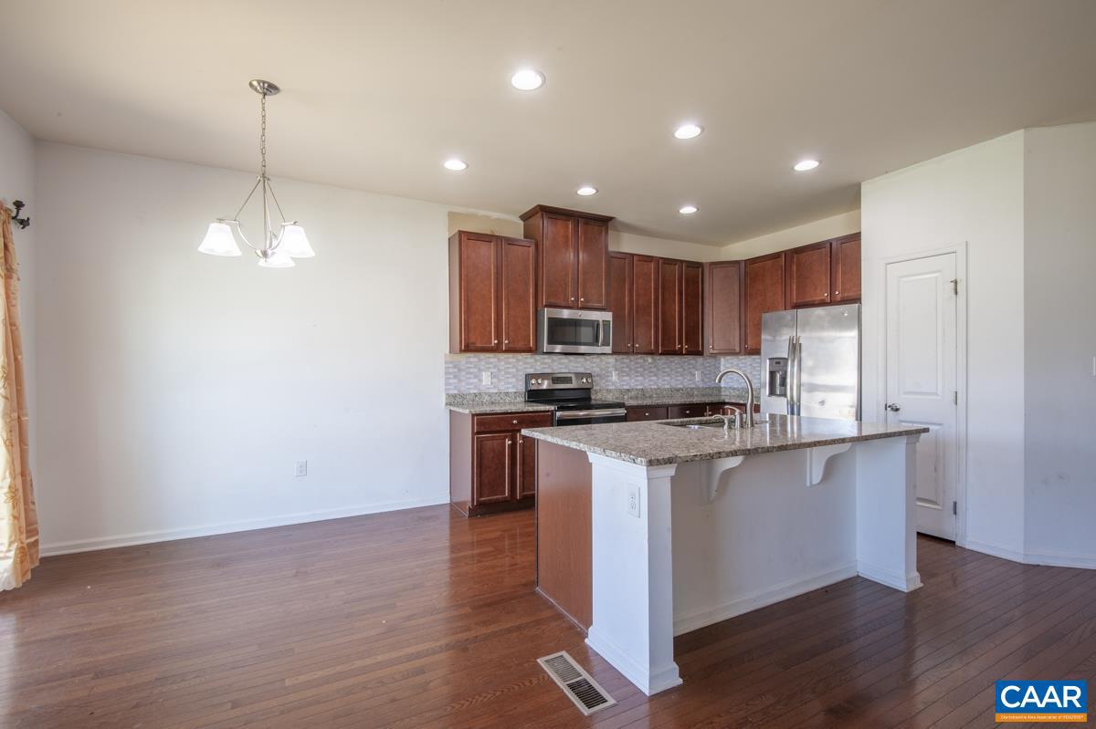 CONISTON MANOR - Residential