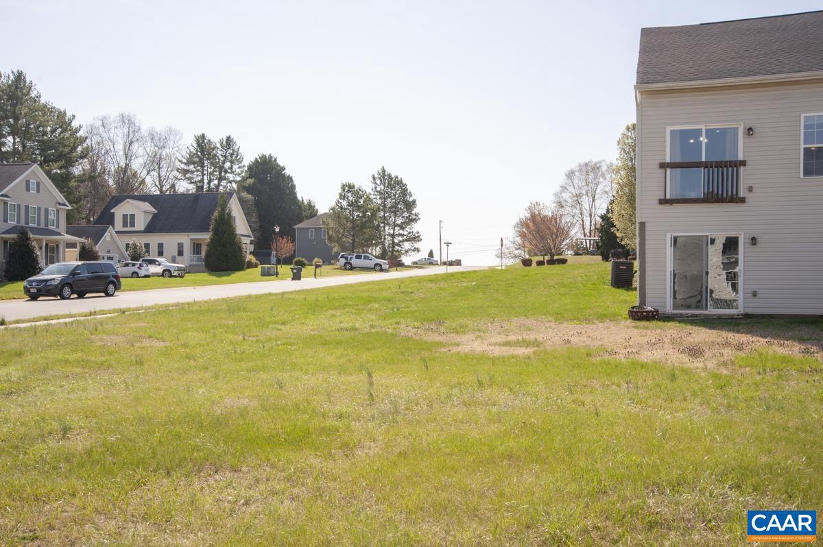 CONISTON MANOR - Residential