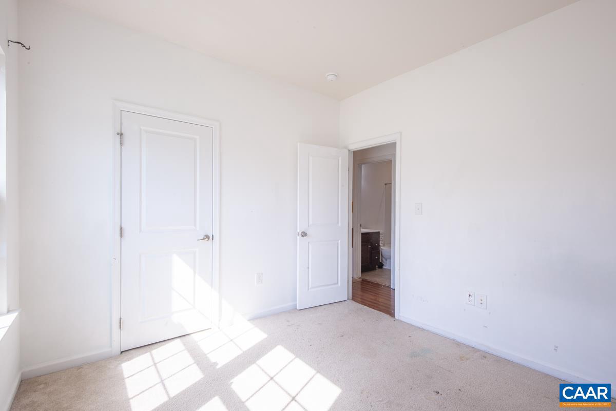 CONISTON MANOR - Residential